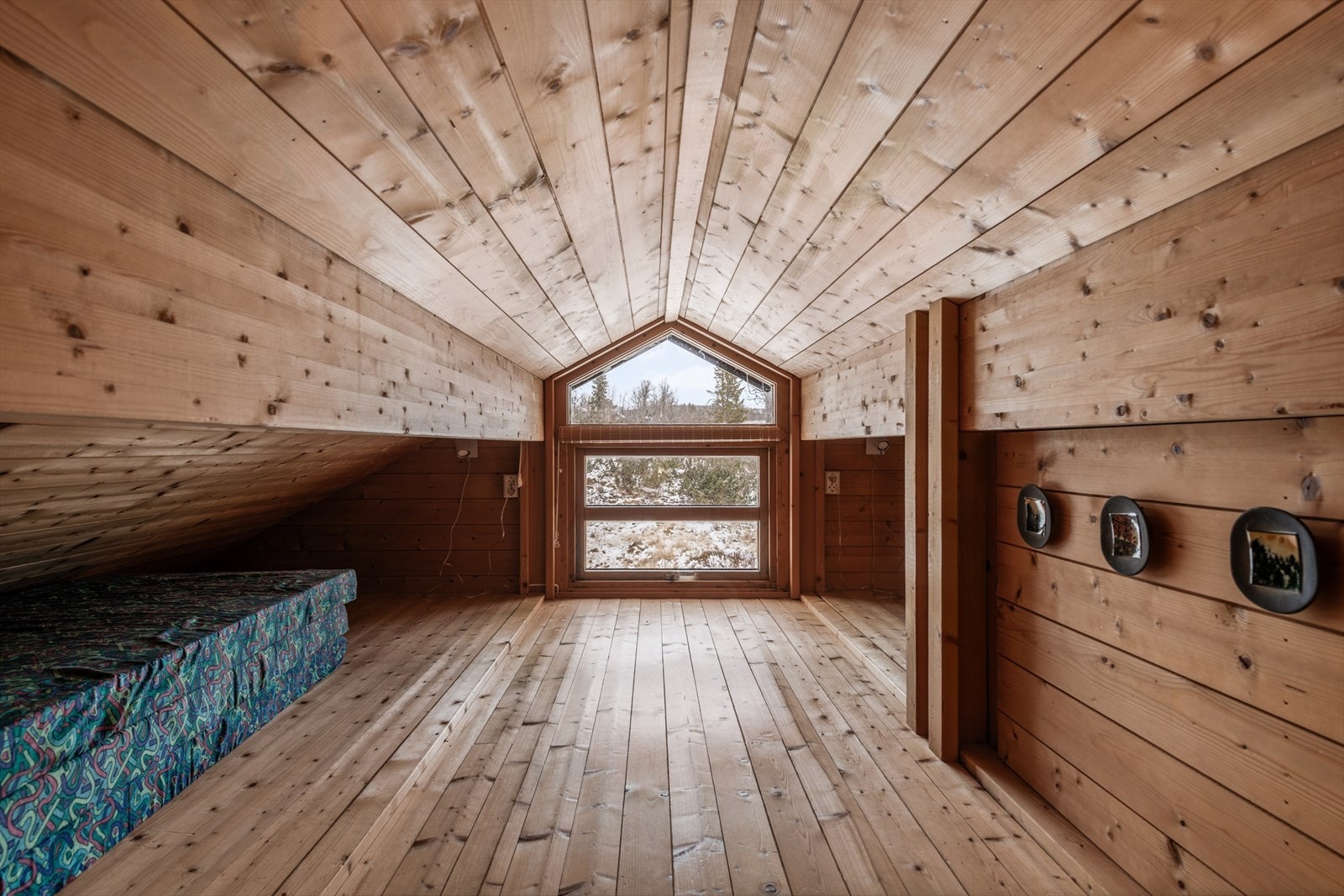 Hems. Denne er ikke godkjent som oppholdsrom. Galleribilde