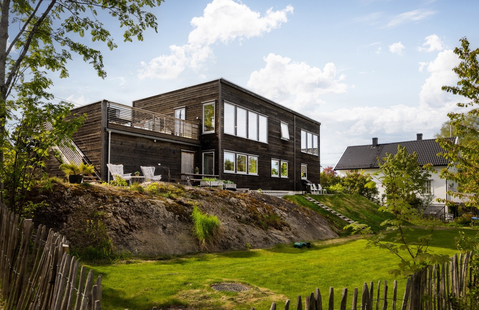 Privatmegleren Park v/ Anne Elisabeth Naper har gleden av å presentere Vardenbakken 34B Galleribilde