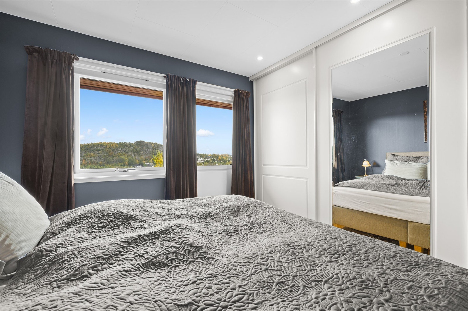 Hovedsoverom 2. etg. Galleribilde