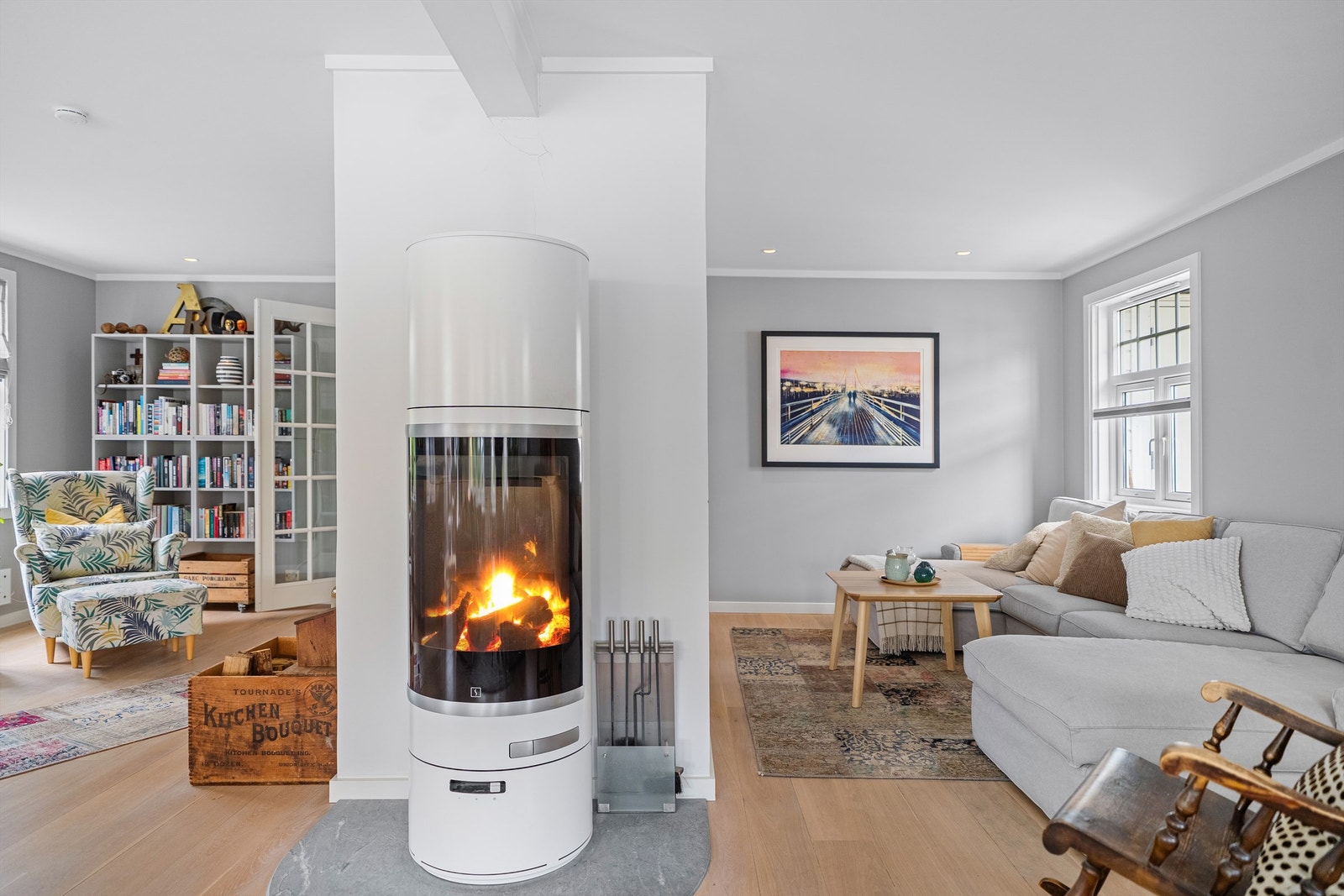 Flott vedovn i stuen. Galleribilde