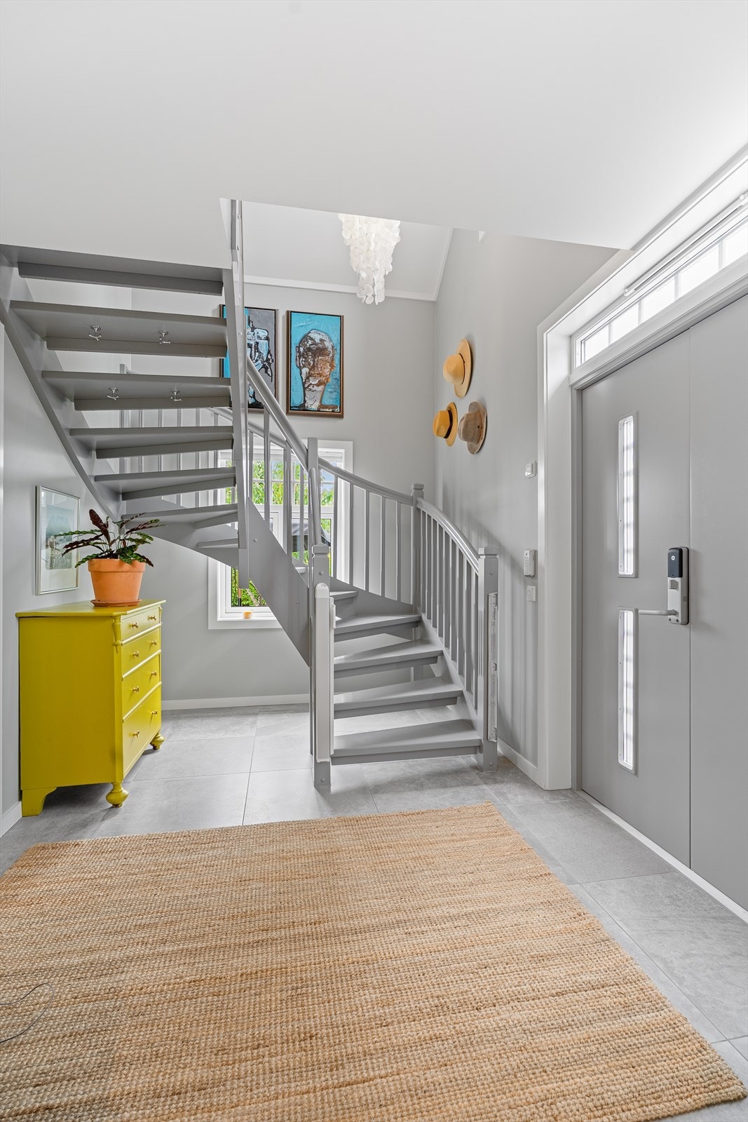 Stor og innbydende gang Galleribilde