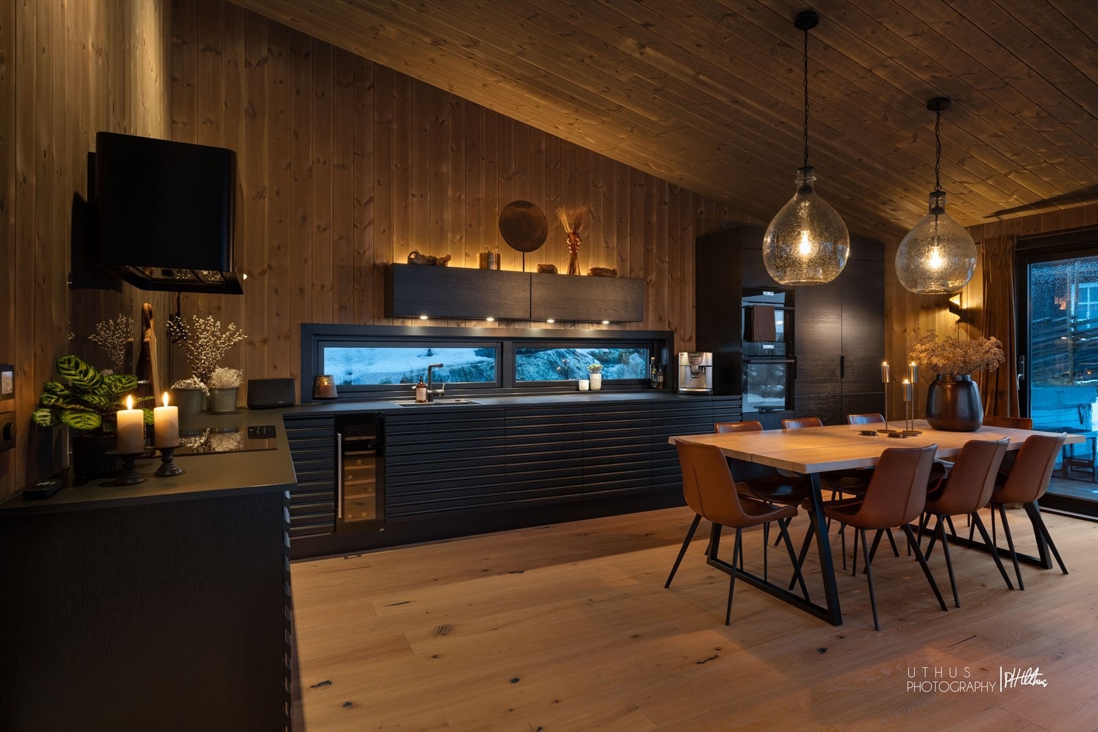 Vinskap, dobbel ovn m.m Galleribilde