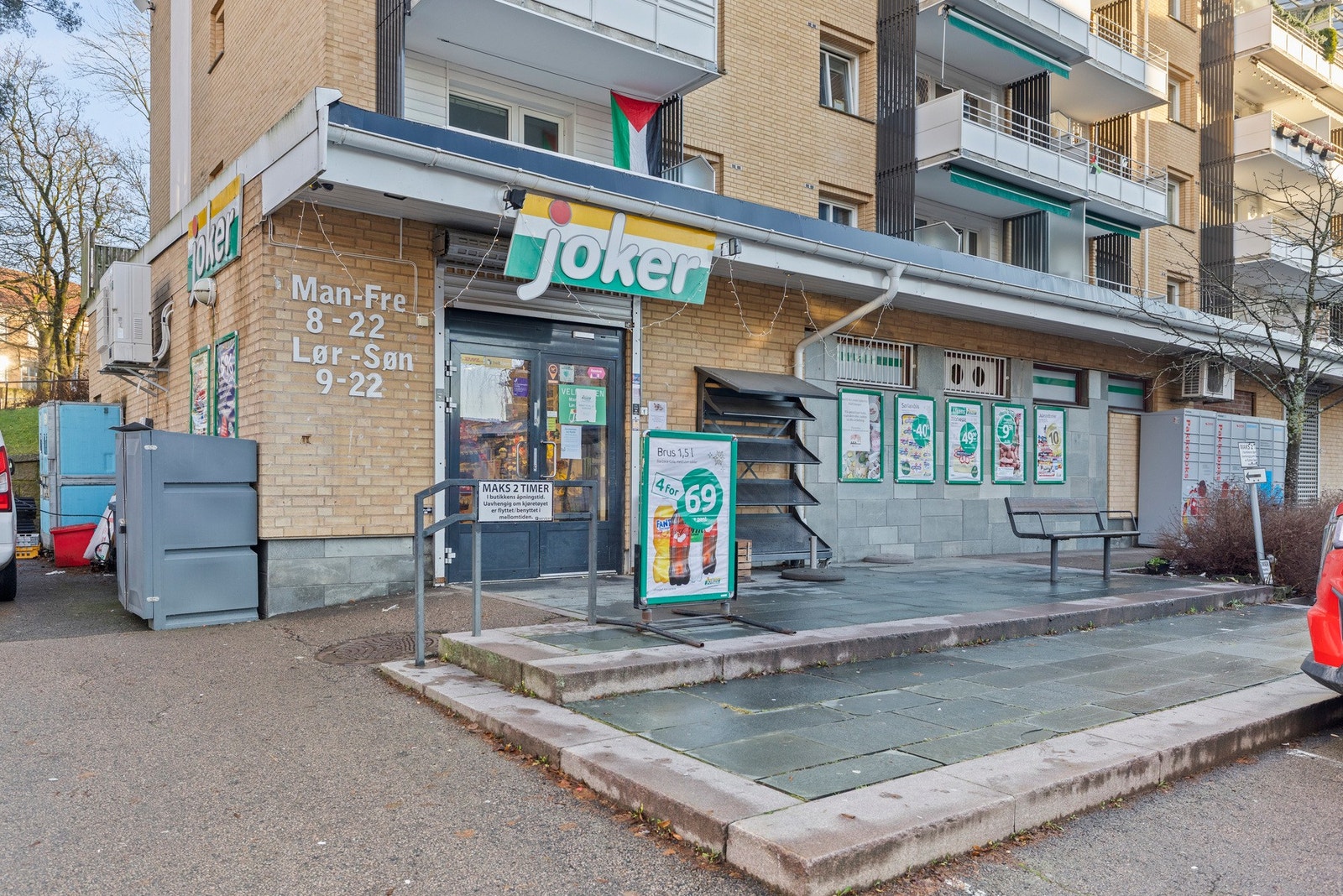 Joker ligger rett på andre siden av gata og er søndagsåpent! Galleribilde