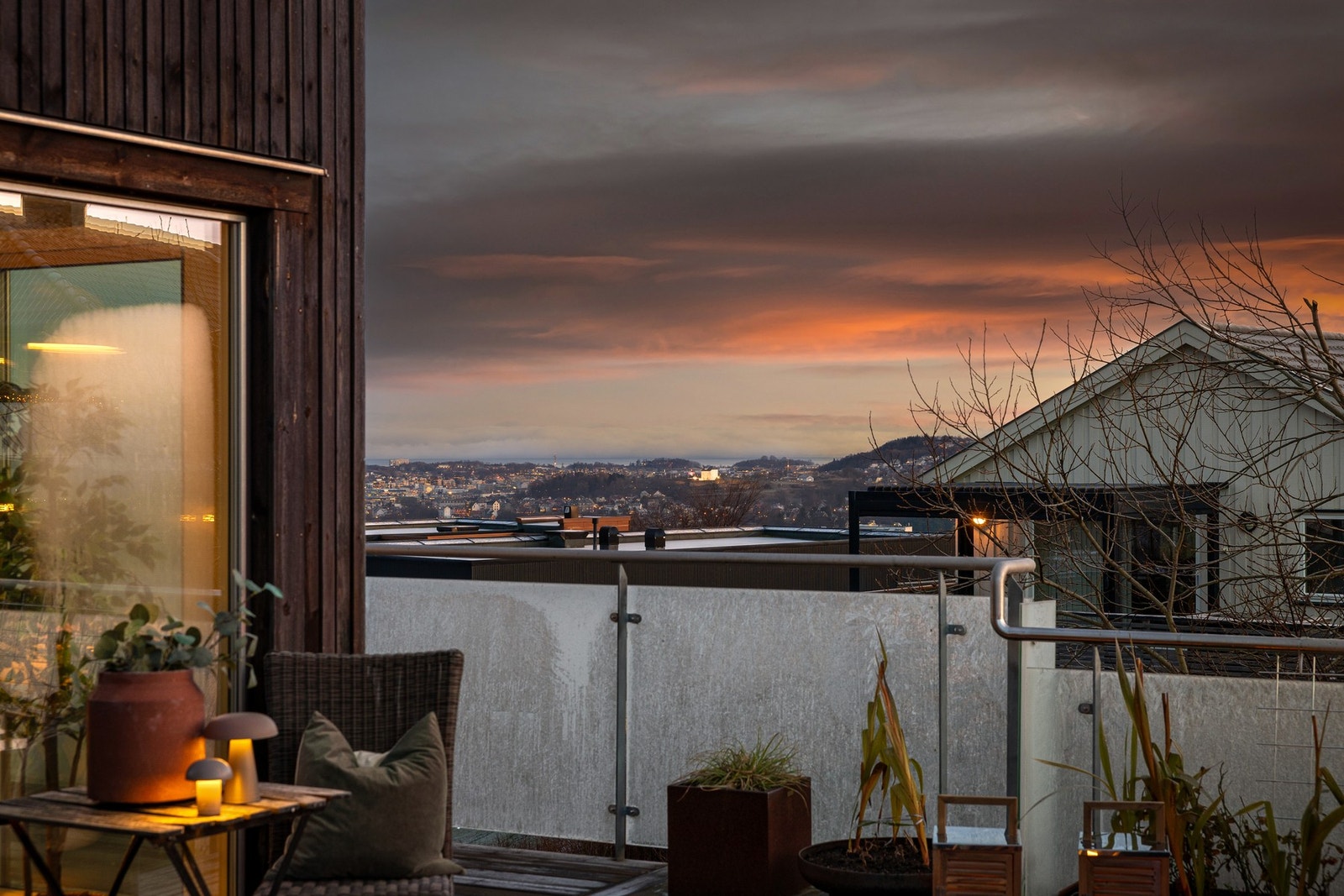 Fint uteareal som kan brukes hele året. Galleribilde