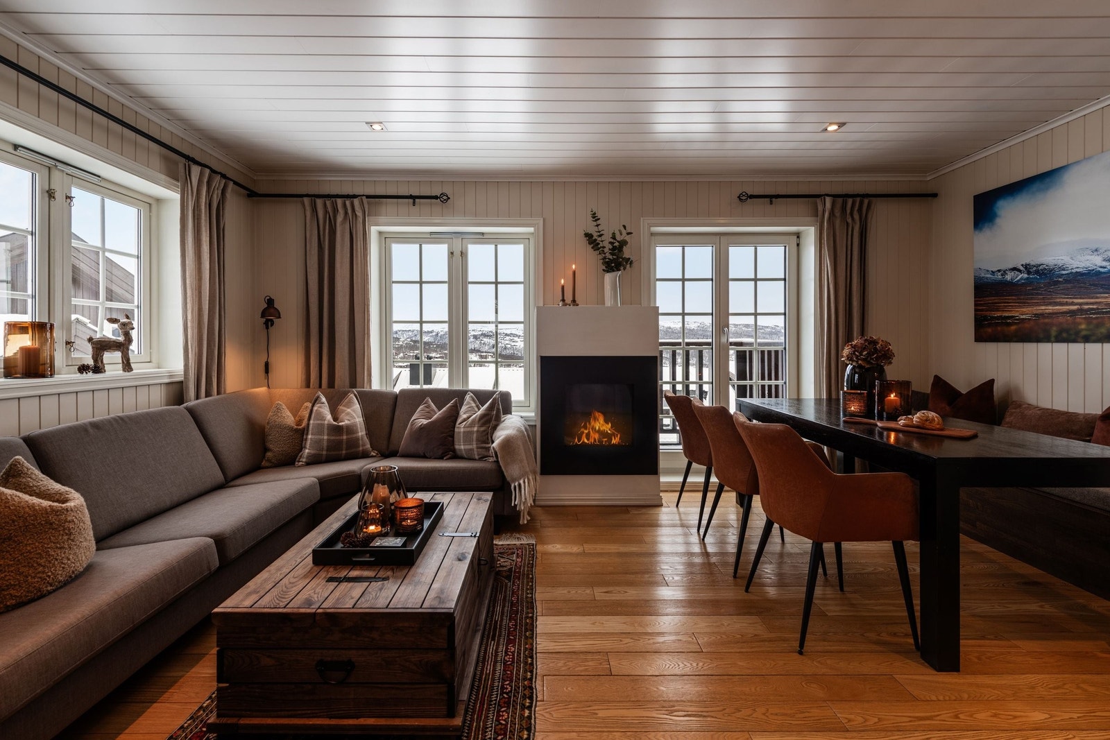 Stue 1. etg. Galleribilde