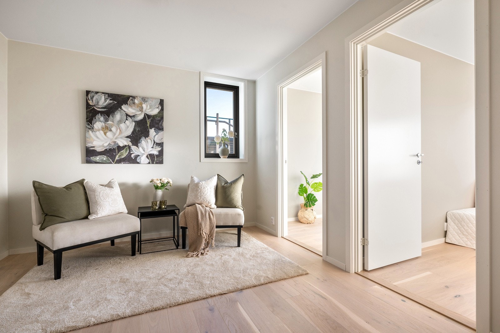 U. etasje bestående av 3 soverom, stue, bad, bod og teknisk rom. Galleribilde