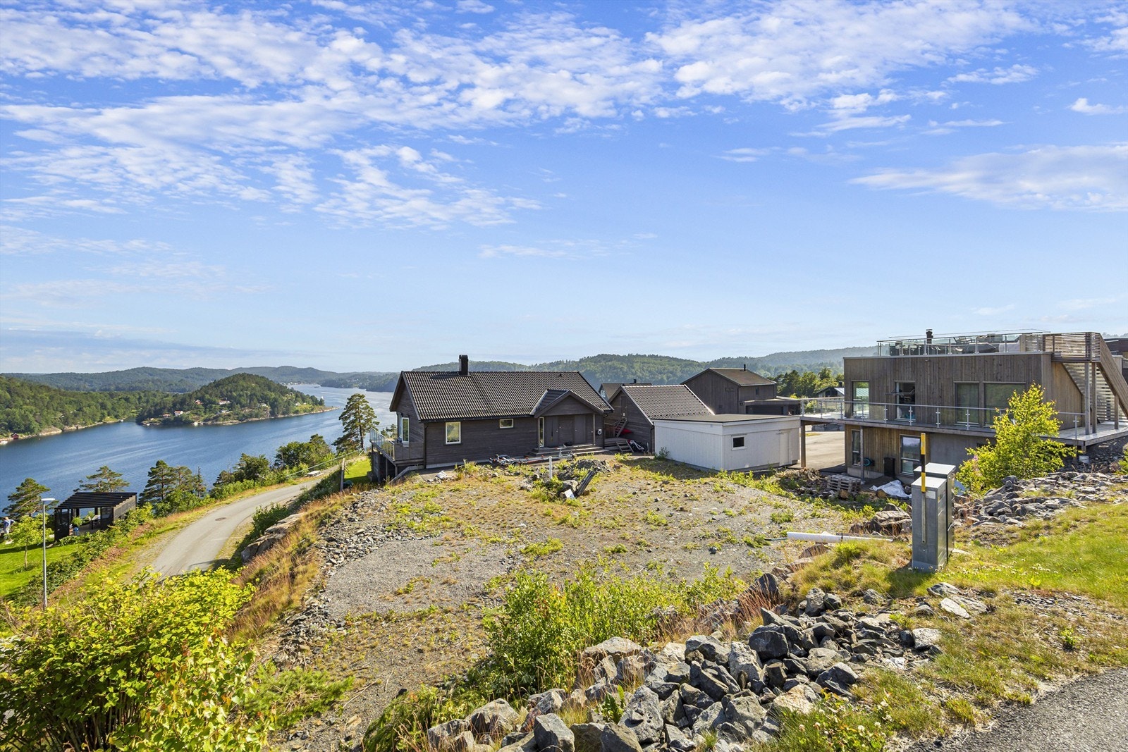 Nydelig utsikt til Tvedestrandsfjorden! Galleribilde