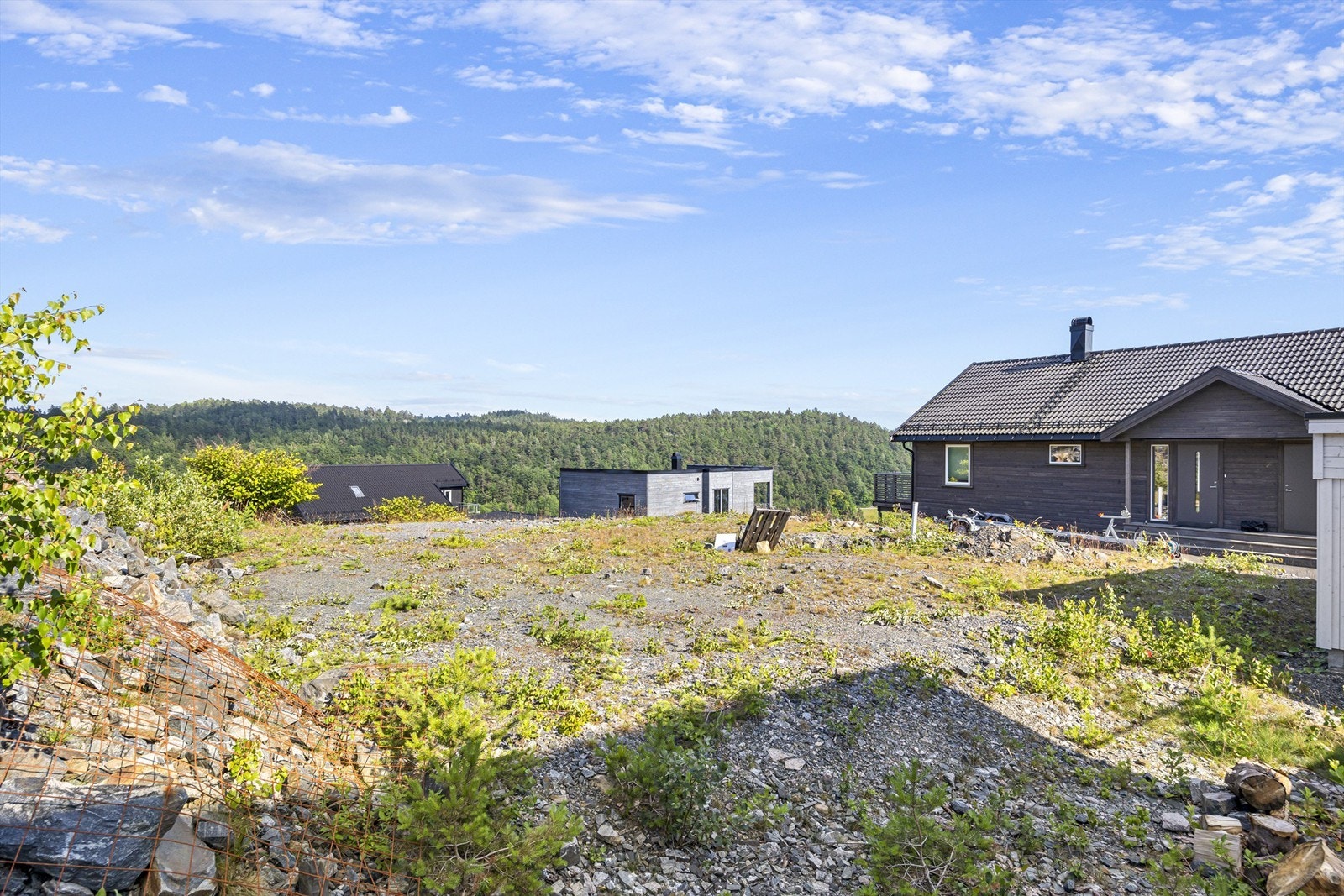 Tvedestrand ligger flott til på Sørlandet, med korte avstander til andre byer som Arendal og Risør. Galleribilde