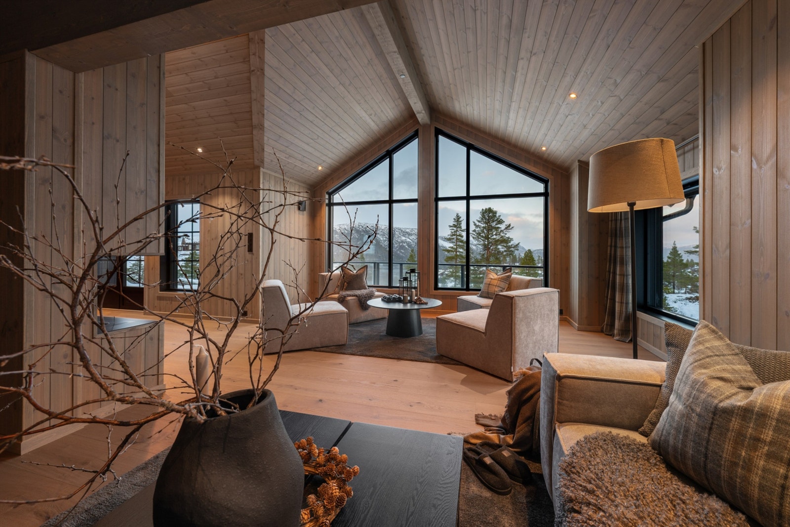 Utsikten fra sofagruppen. Galleribilde