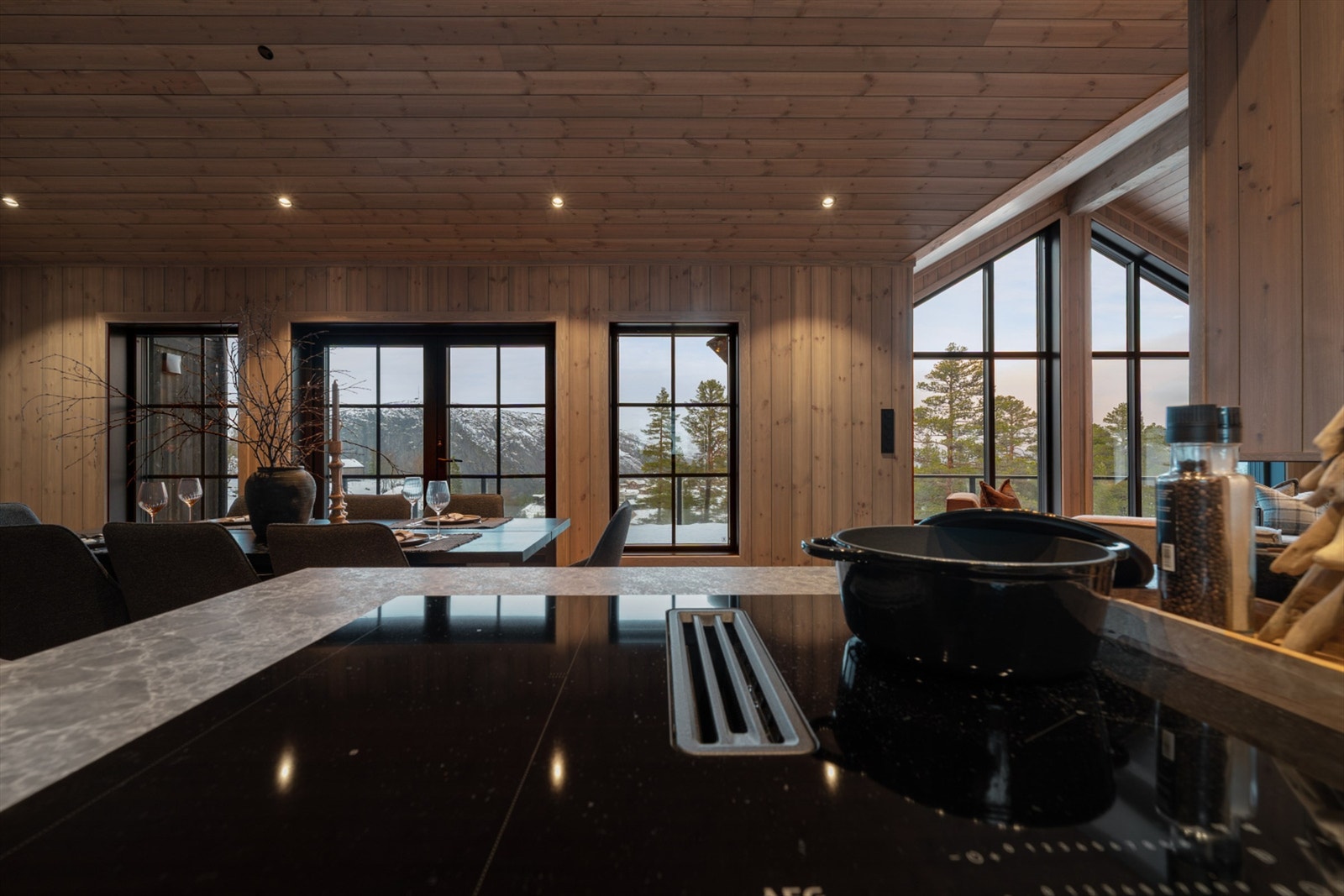 Koketopp med ventilator. Galleribilde