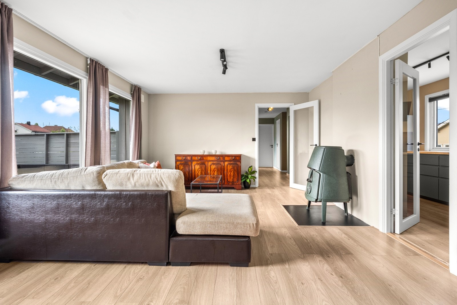 Peis som skaper en varm og koselig atmosfære. Galleribilde