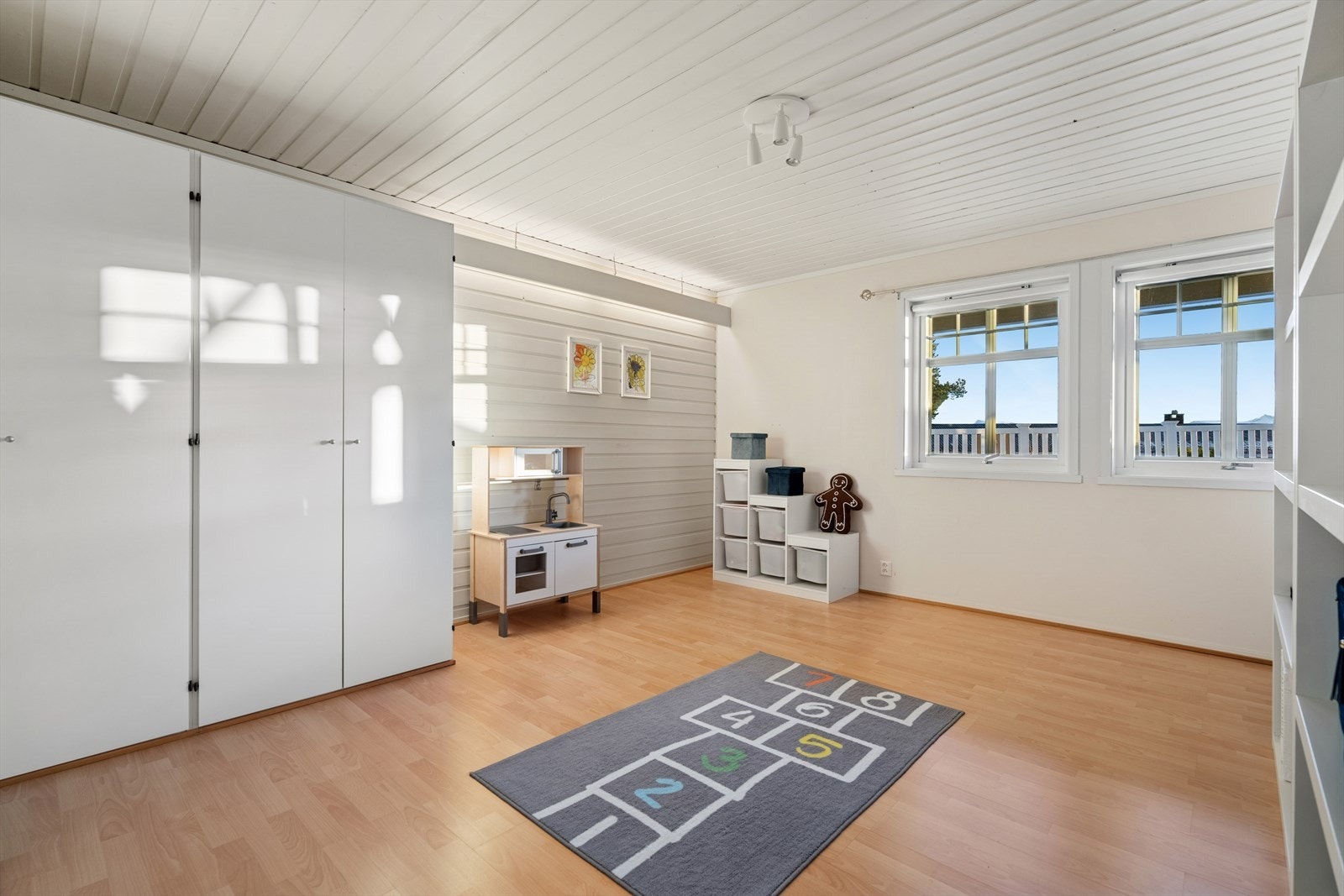 Soverom i kjeller. Galleribilde