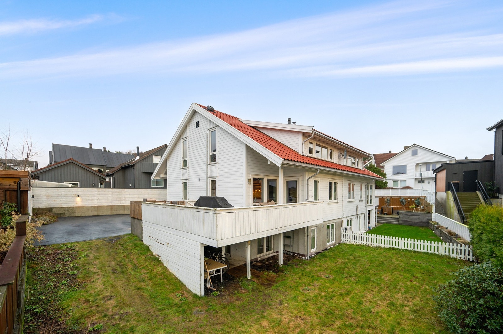 Velkommen til Rødhettestien 12! Presentert av Knut Richard Stjern. Galleribilde