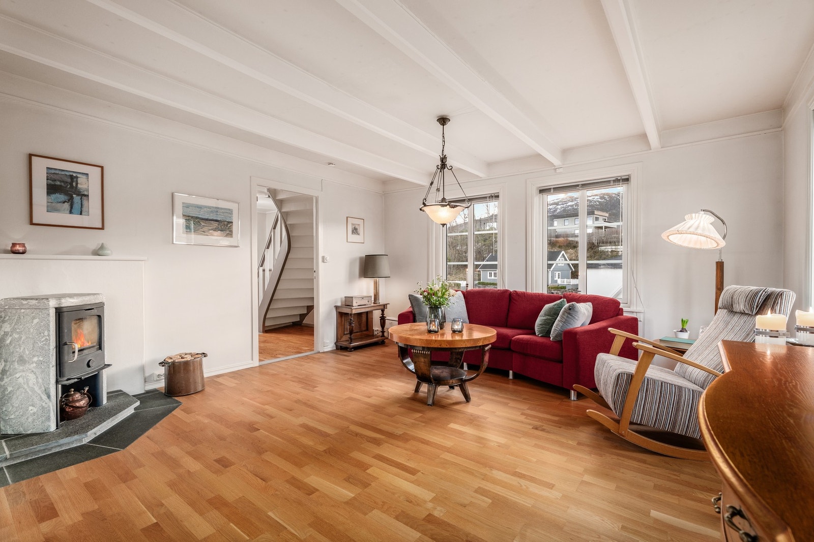 Flere innvendige flater er malt eller fornyet i senere tid, mens uttrykket er beholdt. Galleribilde