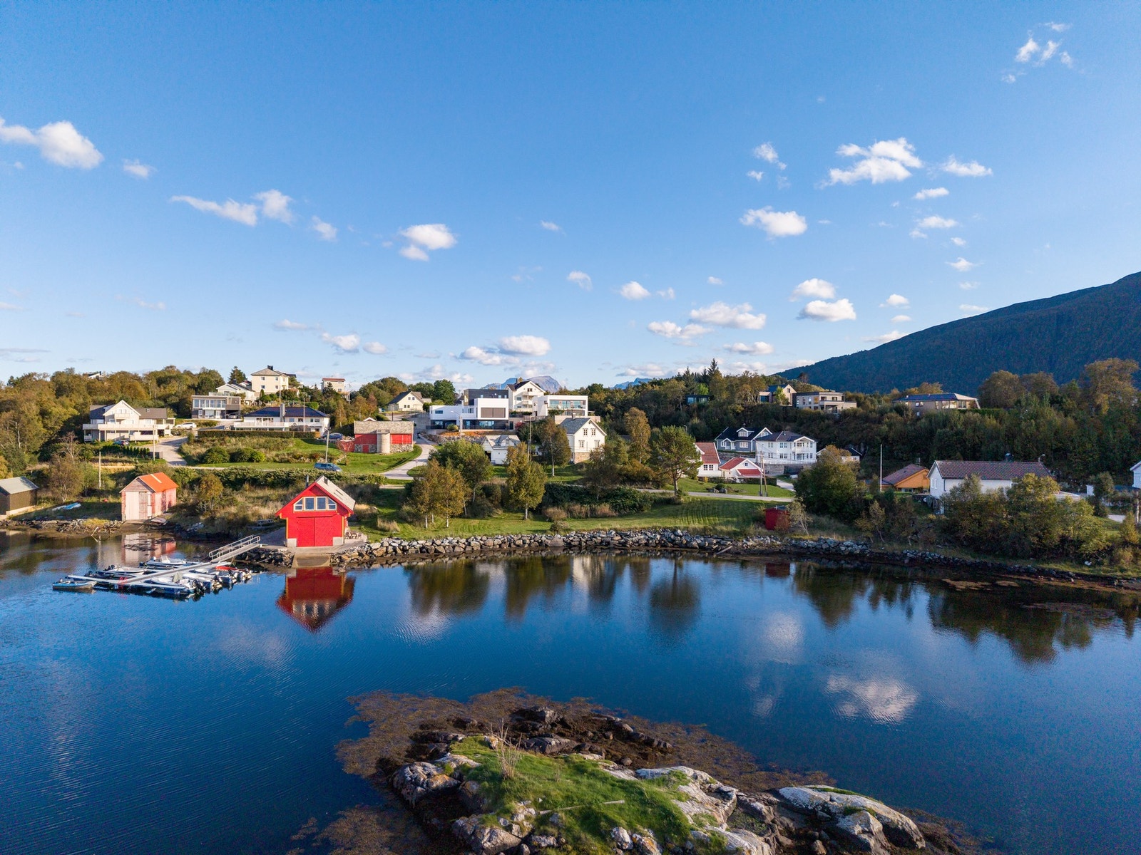 En flott beliggenhet like ved sjøen. Galleribilde