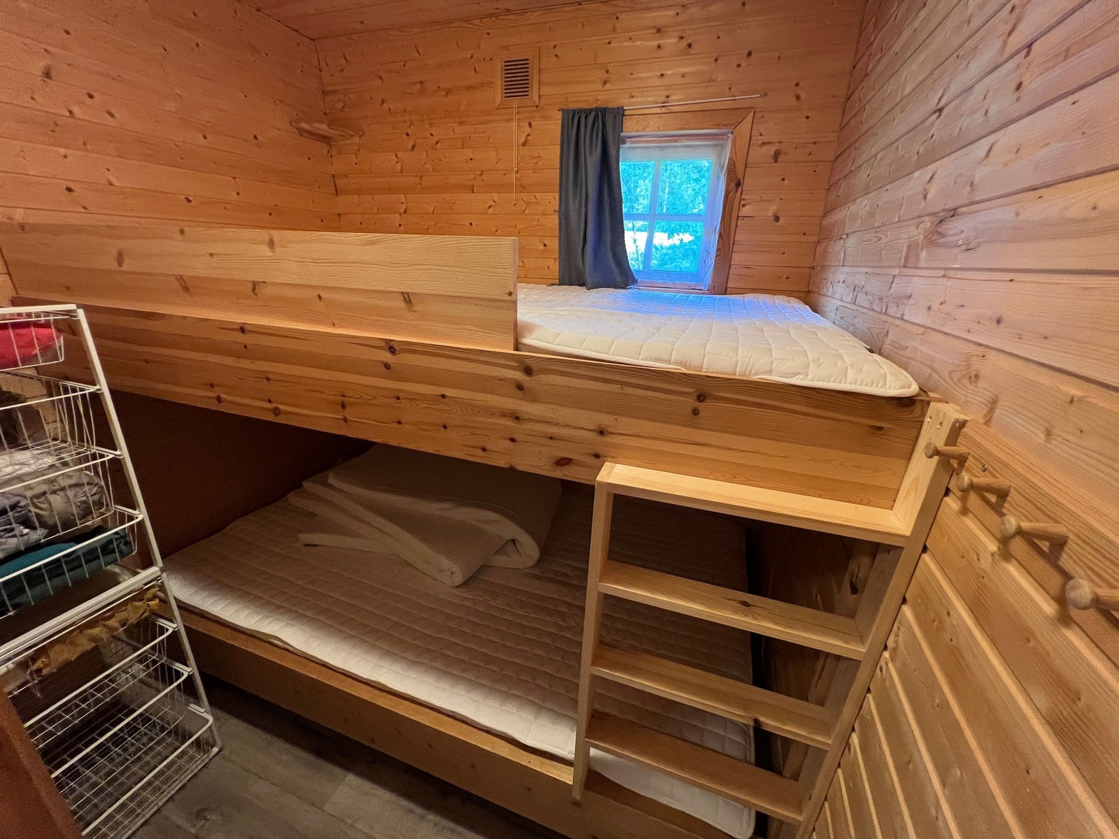 Soverom i hytte Galleribilde