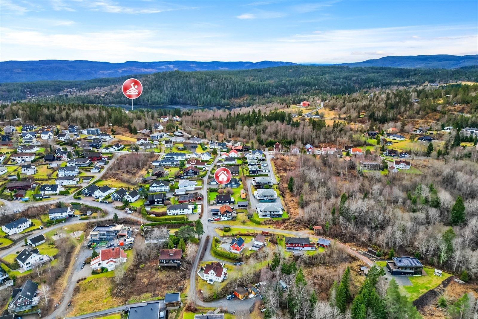 Kort vei til bl.a. Stordammen med flotte bademuligheter. Galleribilde