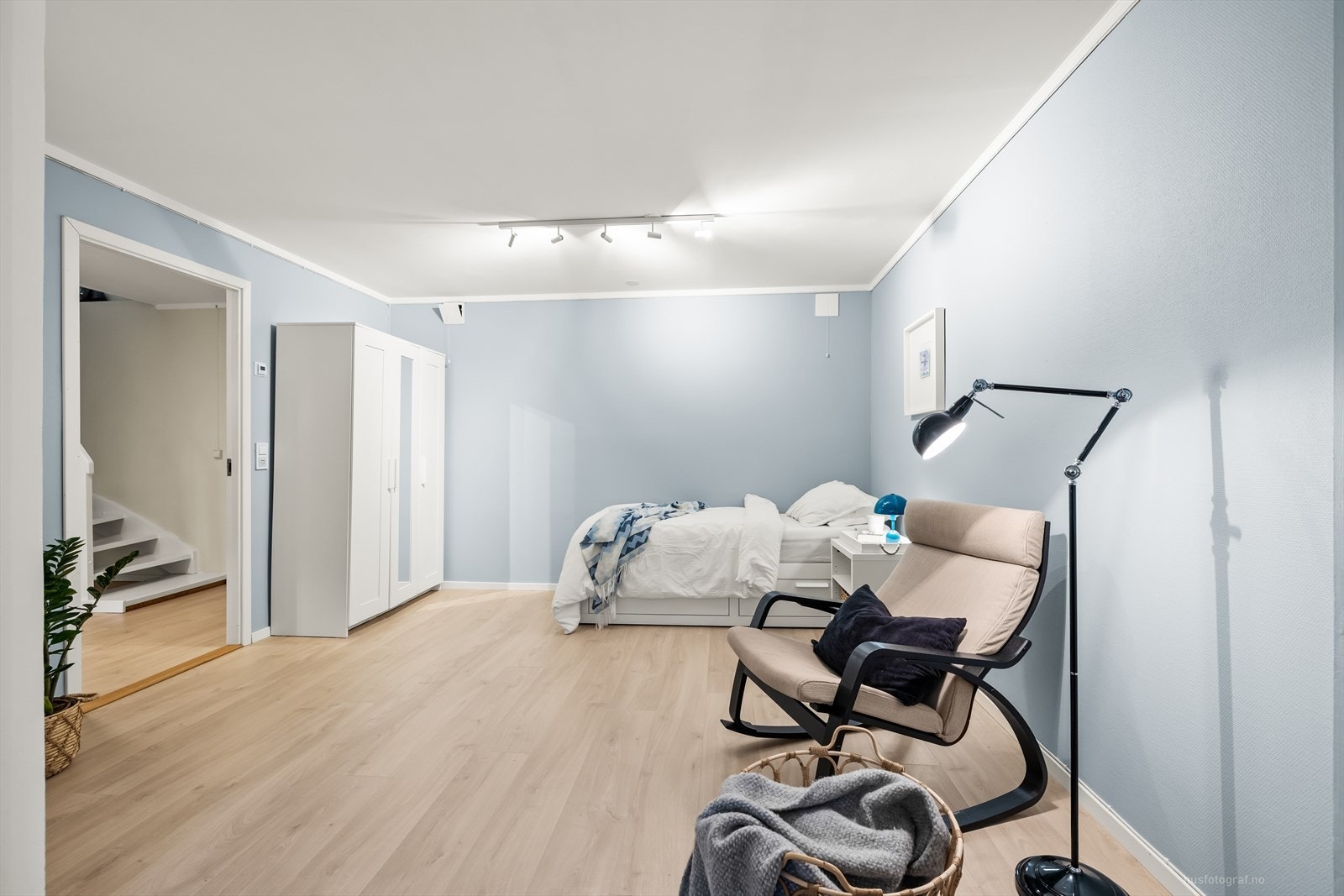 Kjellerstue (opprinnelig disponibelt rom - ikke omsøkt til rom for varig opphold). Galleribilde