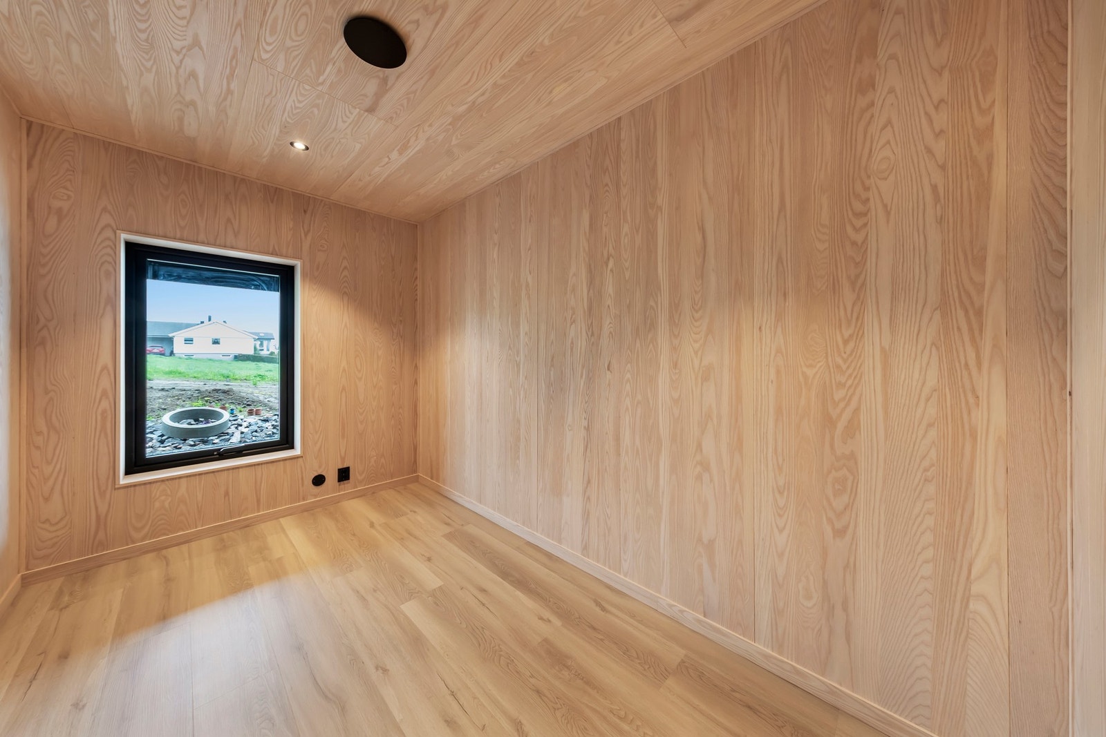 Soverom 2. Rommet er opprinnelig godkjent som kontor Galleribilde