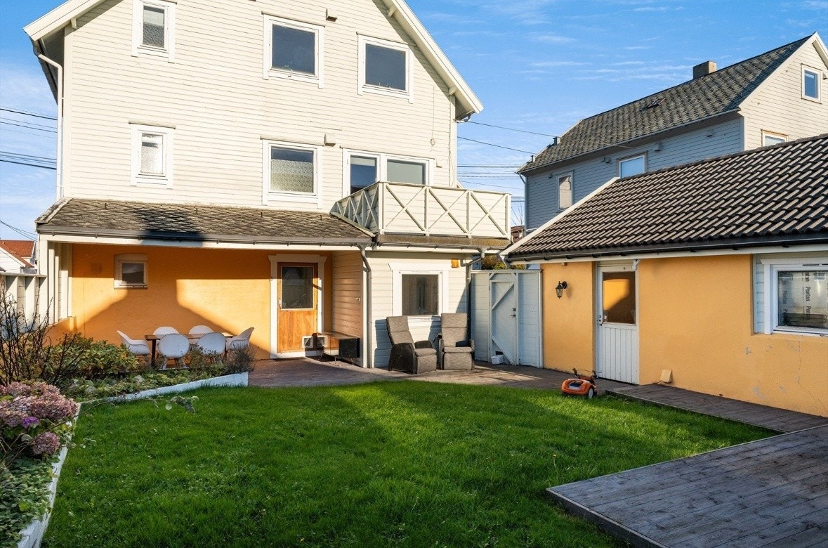 Nydelig privat hage, perfekt for 17. mai fest og annen morro! Galleribilde