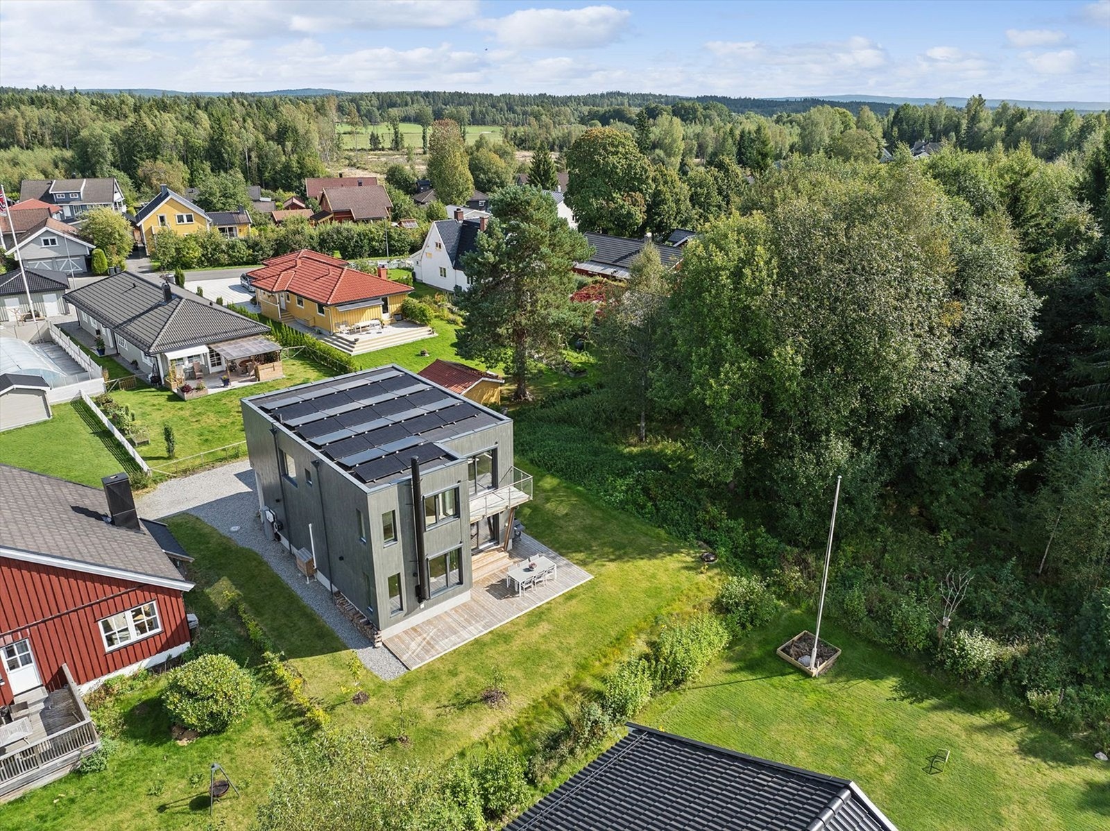 Solcelleanlegget produserer ca. 8.500-9.000 kWh/år Galleribilde