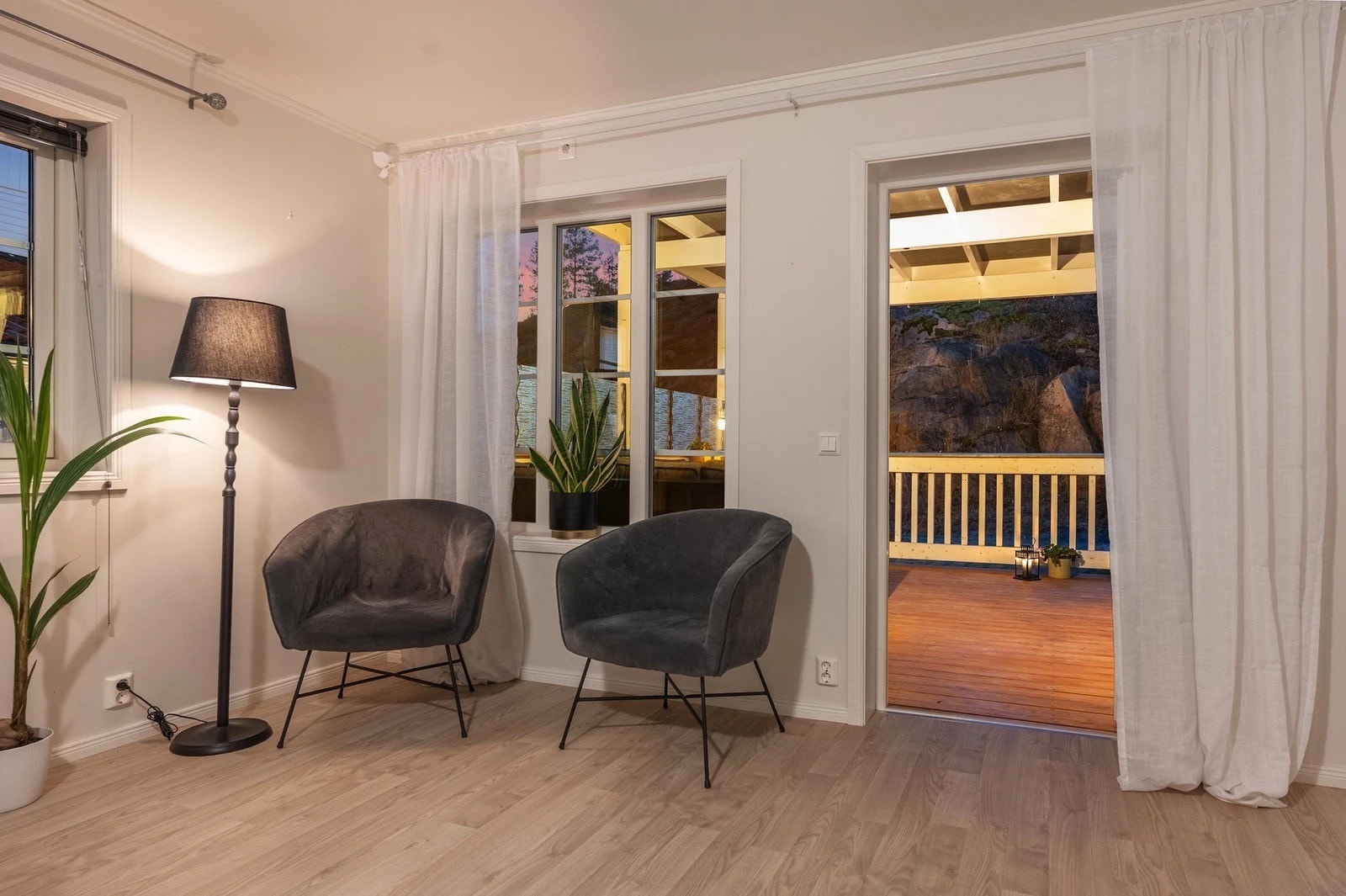 Utgang til terrasse Galleribilde