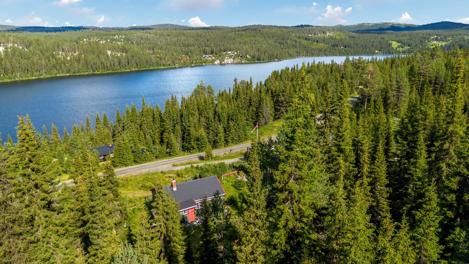 Pardisrunden er også en fin runde i variert terreng. Den går delvis på fin grusvei og noe på fylkesveien. Turen er fin og kombinere med bading, fisking m.m. Galleribilde