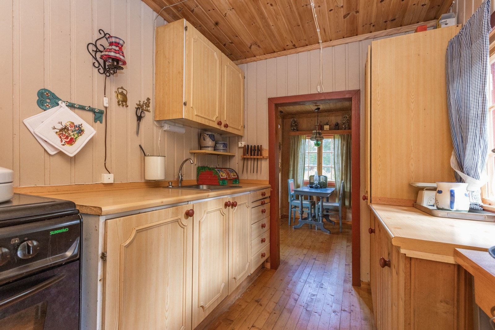 Fritstående gass-komfyr Galleribilde