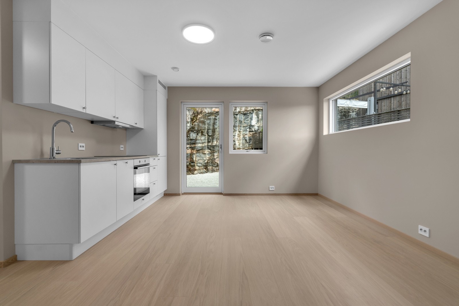 Del av u.etg er godkjent og utformet som utleiedel - kan enkelt benyttes til hoveddel dersom uteleie ikke er ønskelig. Galleribilde