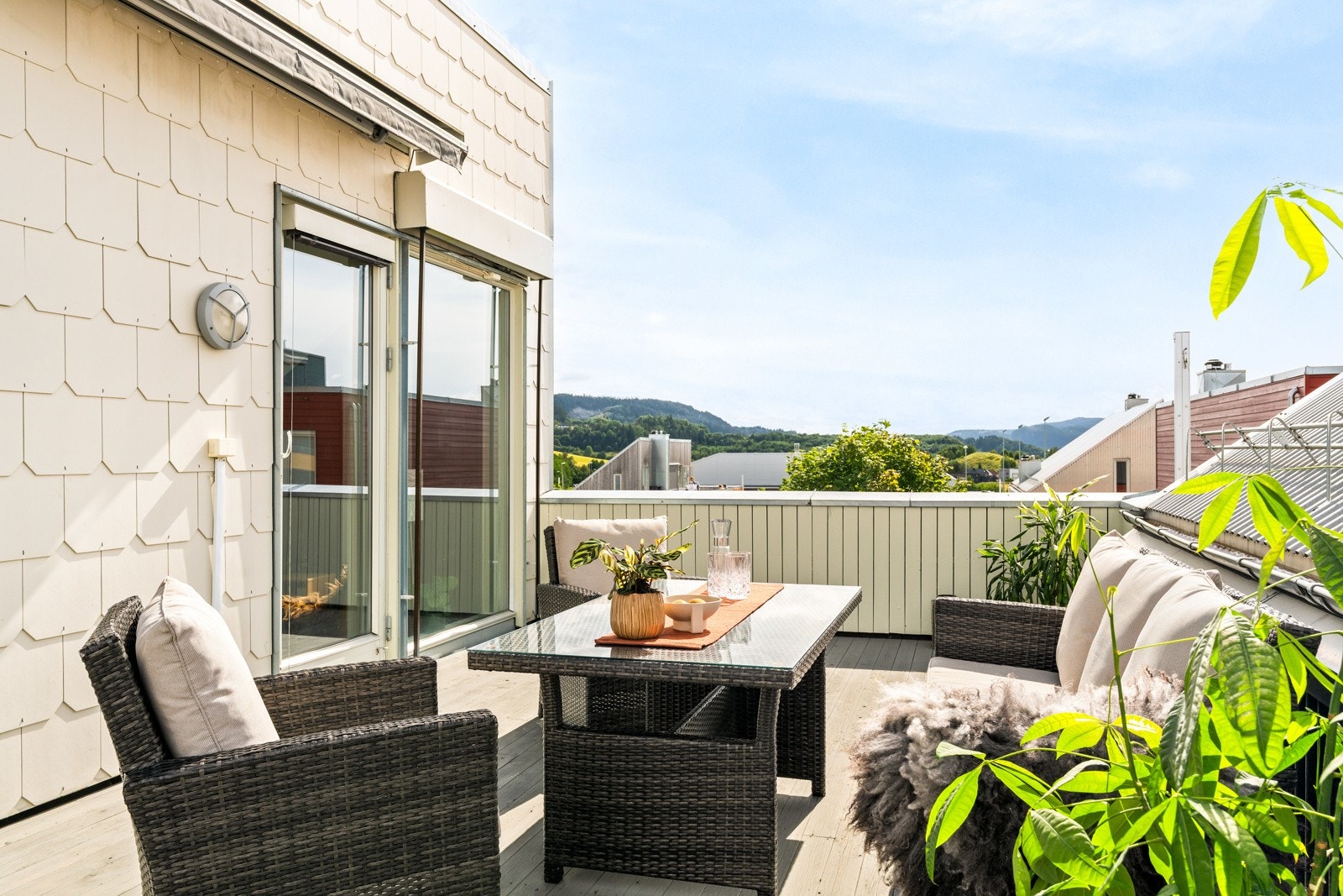 Her nyter man særdeles god utsikt og glimrende solforhold. Galleribilde