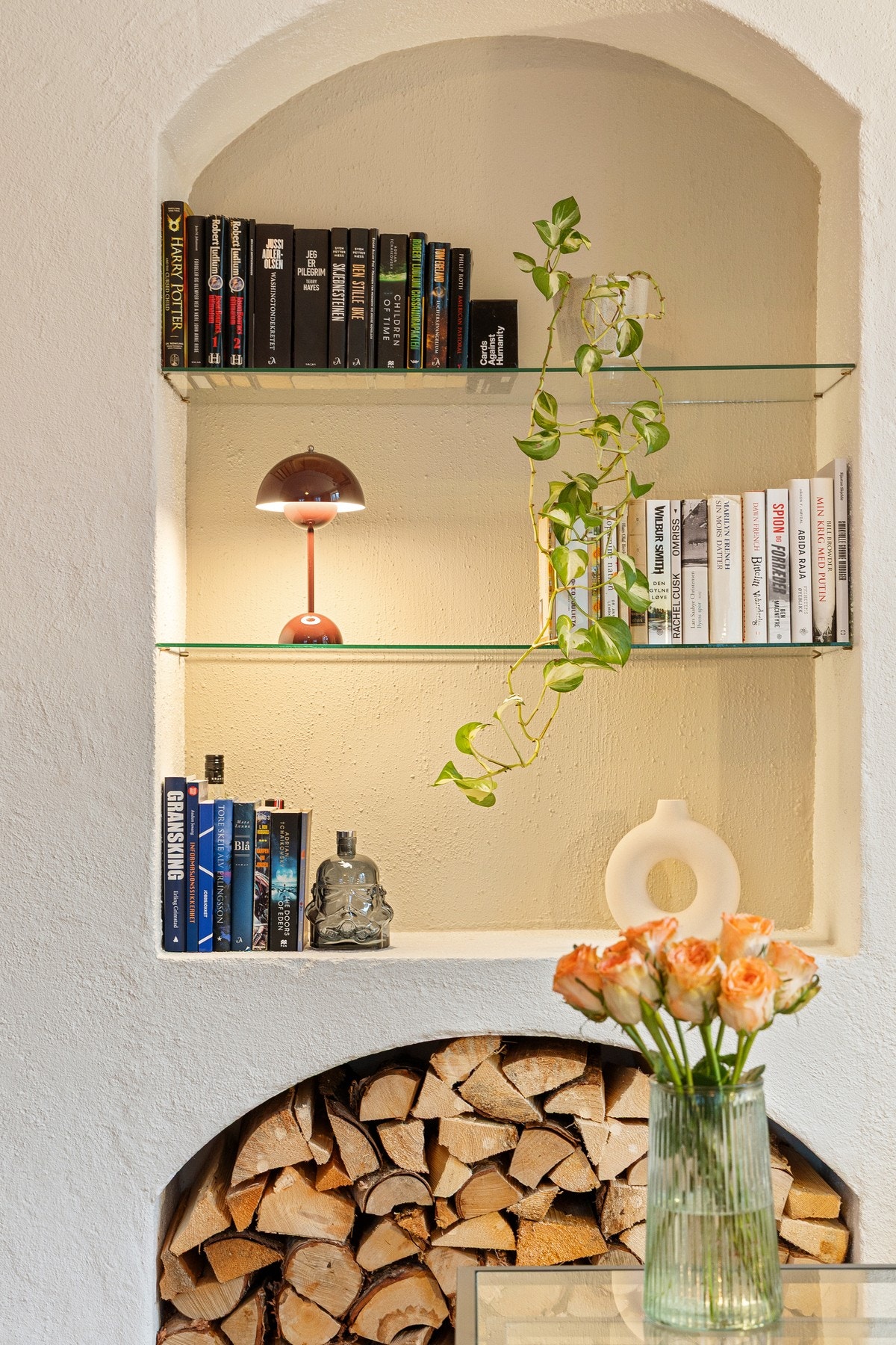 Leiligheten har en gjennomført stil med moderne detaljer. Galleribilde