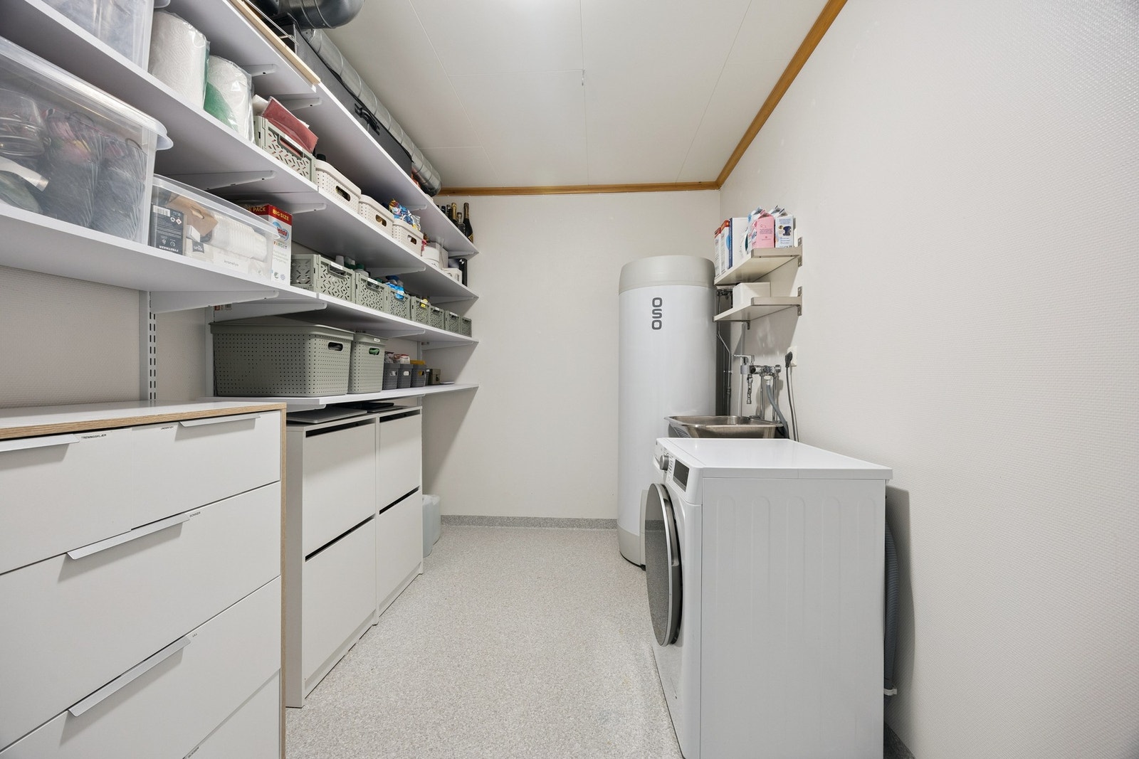 Vaskerom Galleribilde