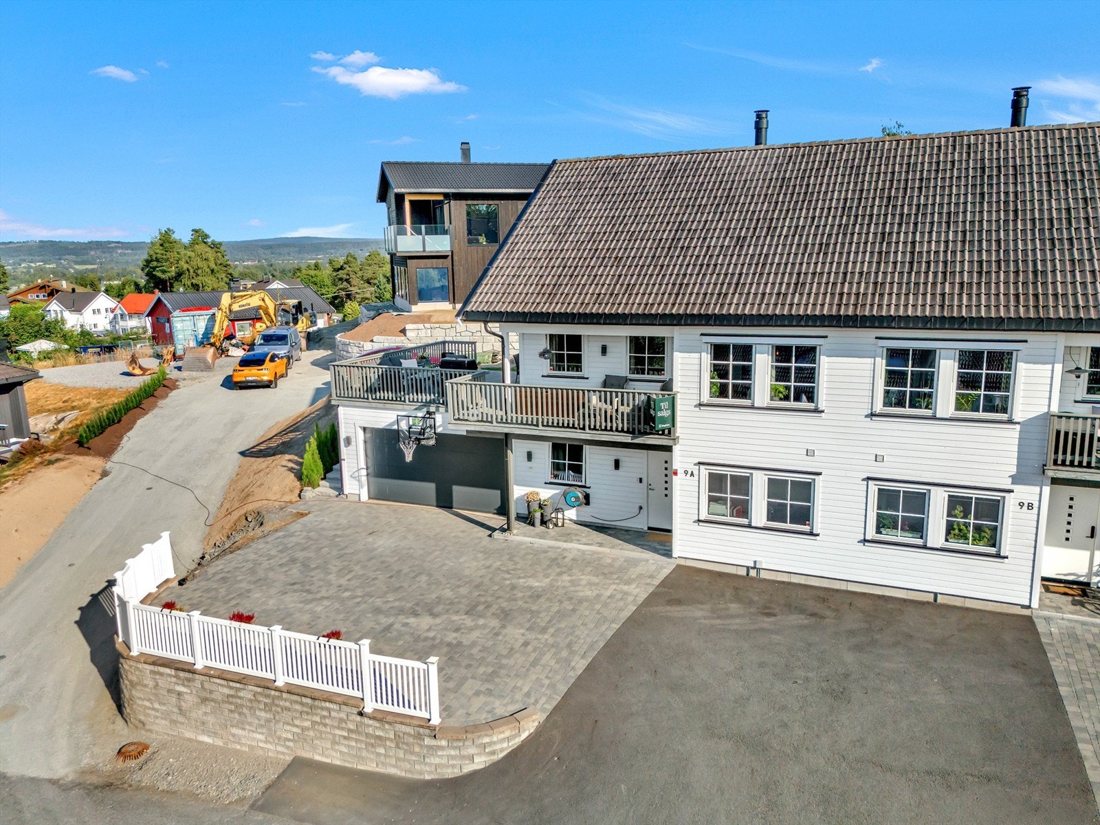 Øvre Grindaveg 9A-dag ute03 Galleribilde