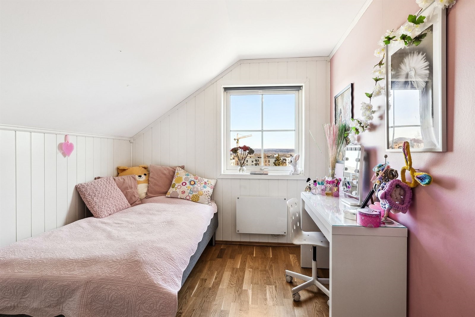 Soverom 5 i 2.etg. Galleribilde