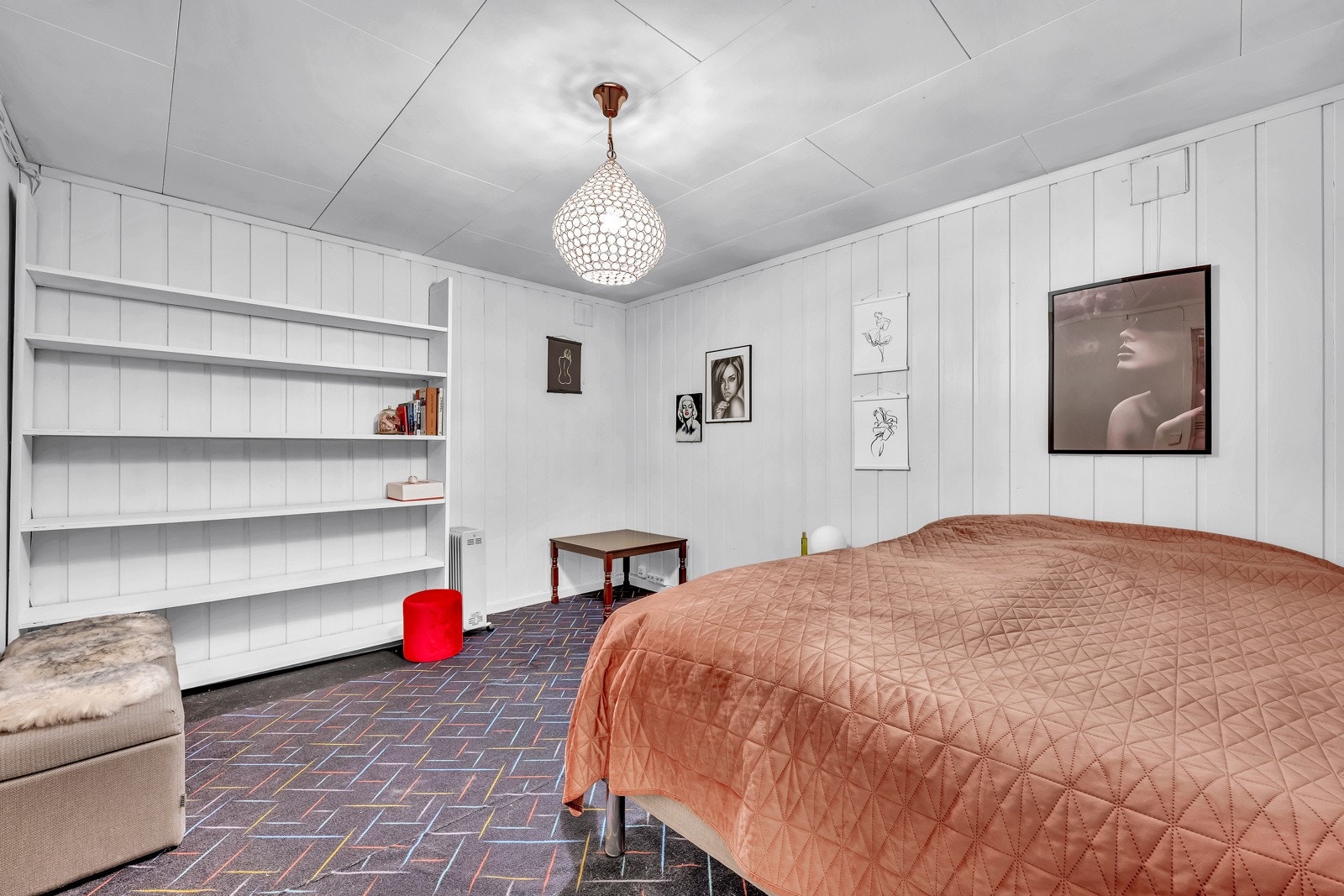 Kjellerrom i dag brukt som soverom Galleribilde