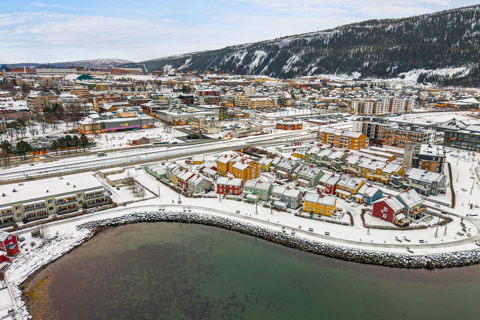 Velkommen til en hyggelig visning|Passer ikke oppsatt visning kan eiendomsmegler Ole Morten Grotnes kontaktes på 951 20 650|Vi kan også være behjelpelig med finansiering. Galleribilde