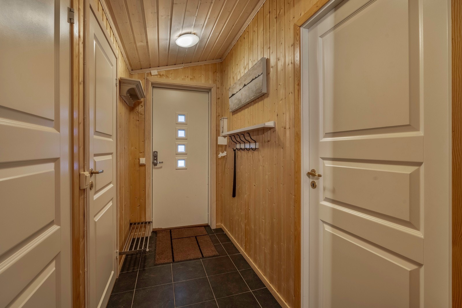 ....velkommen inn! Det første som møter deg er dette fine inngangspartiet Galleribilde