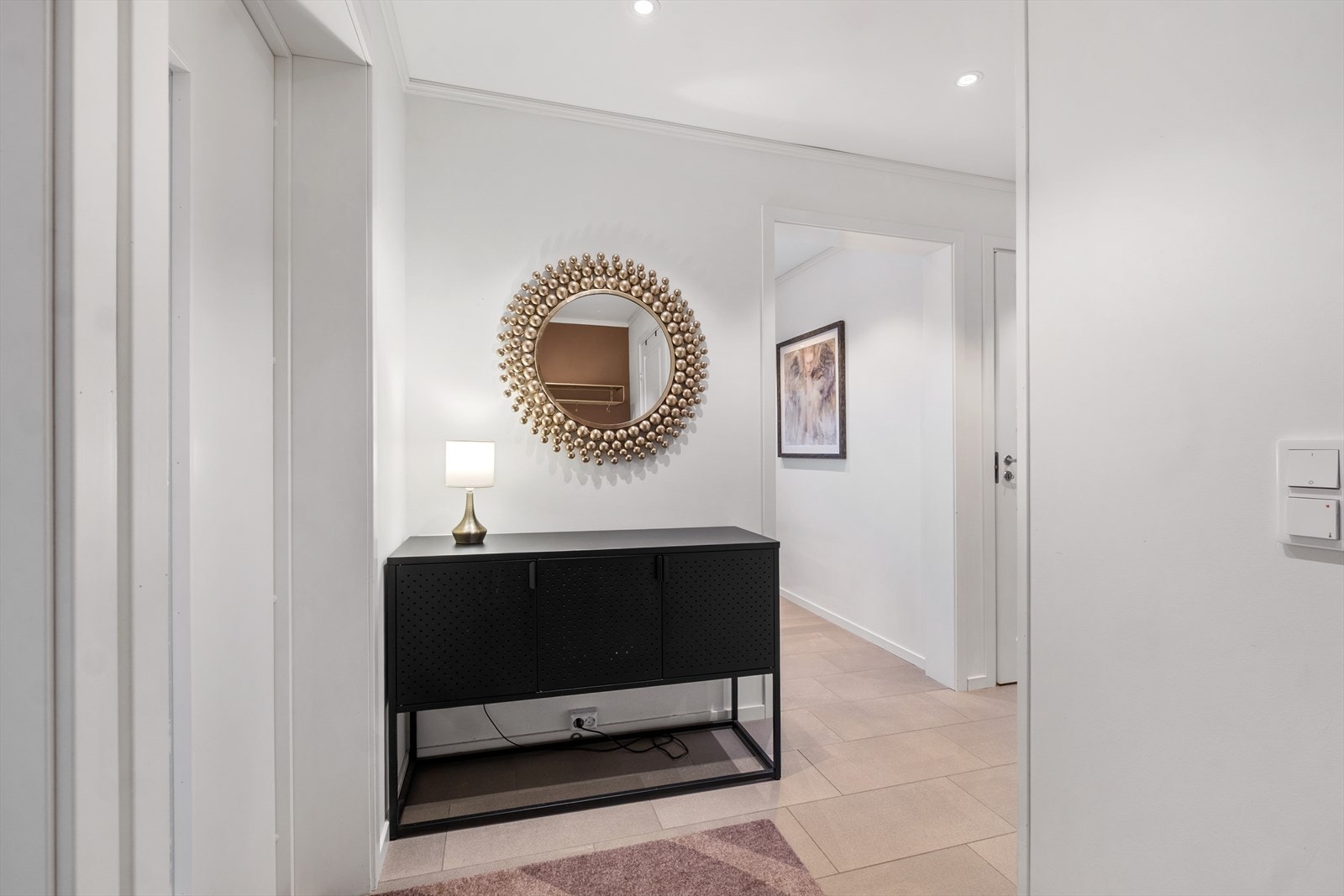 Praktisk bod i denne etasjen. Galleribilde