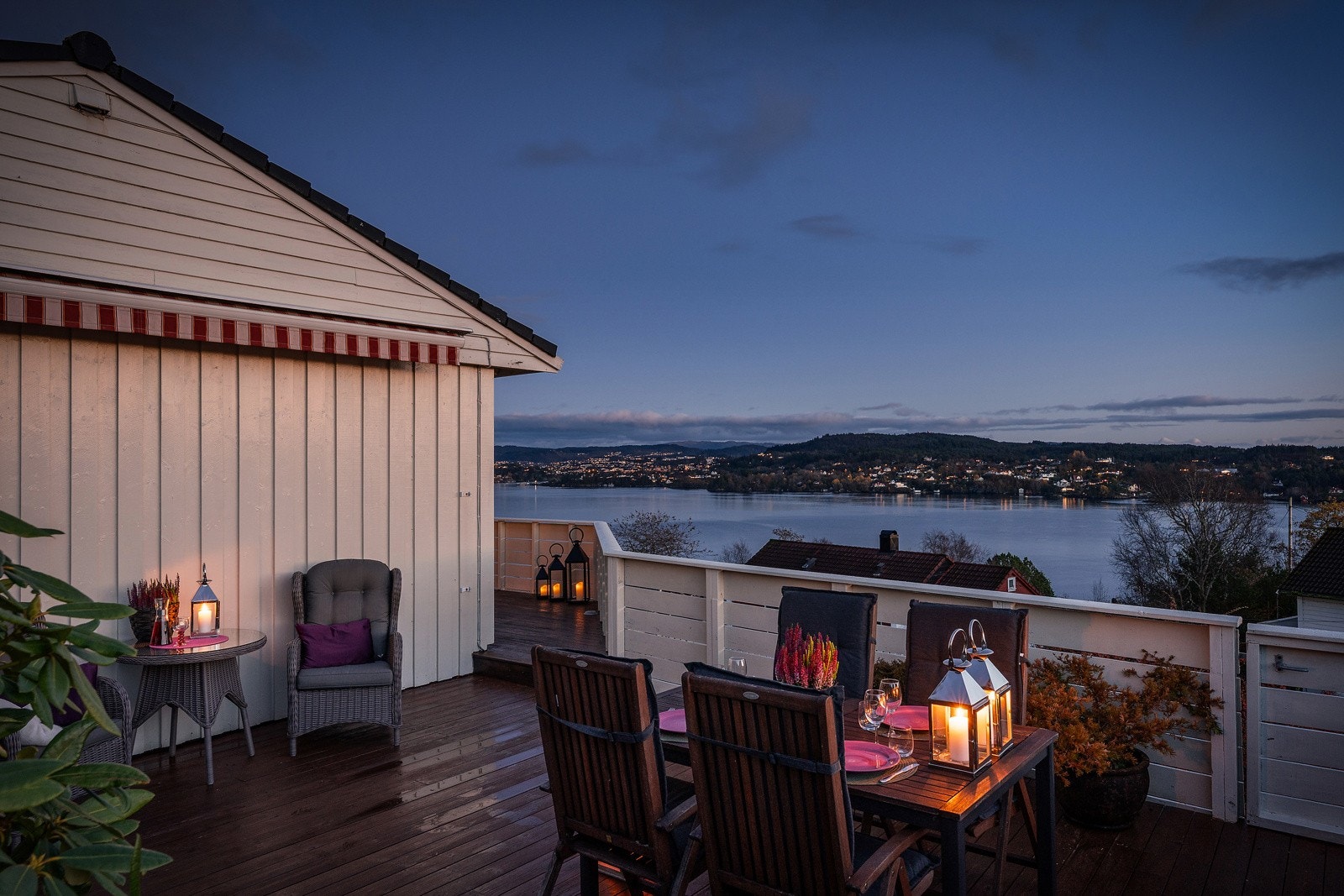 i skumring Galleribilde