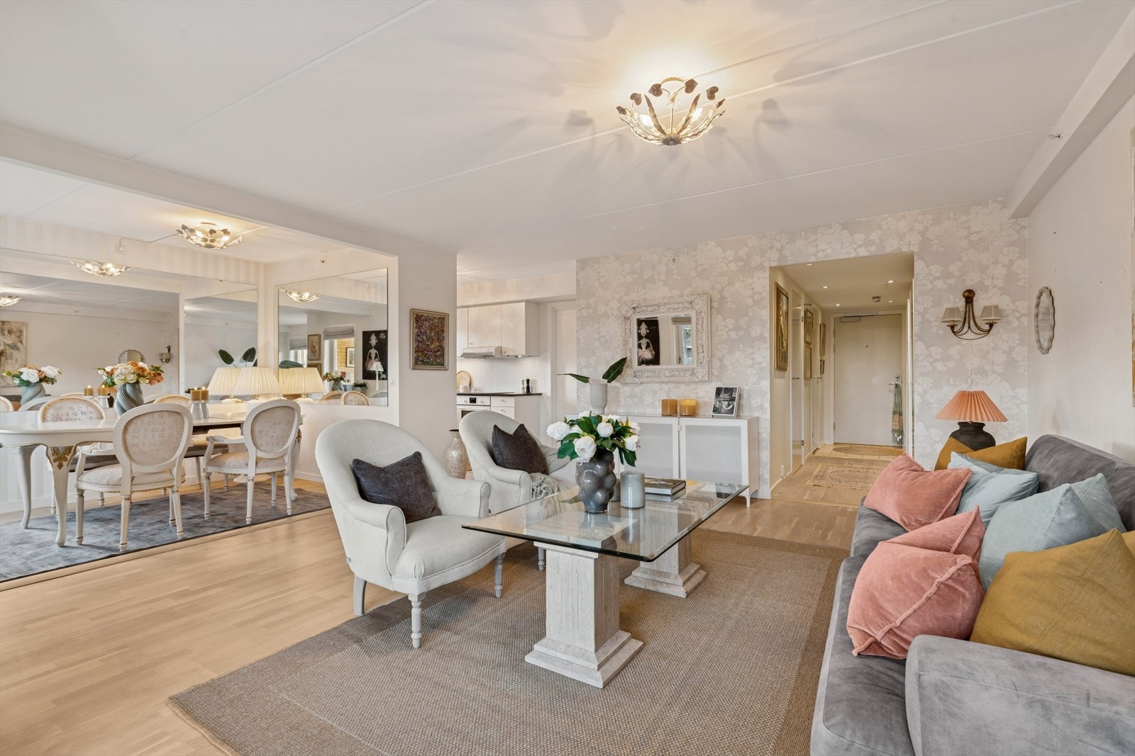 Lys og luftig stue Galleribilde