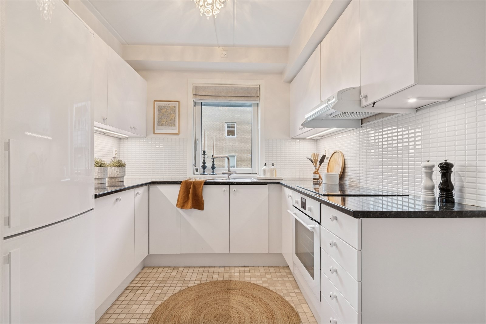 Lyst og delikat kjøkken Galleribilde