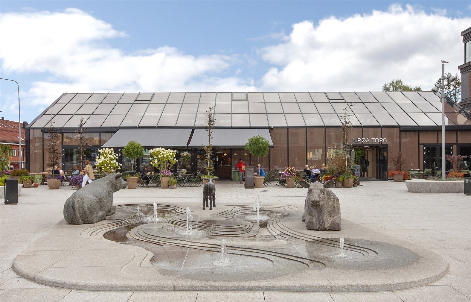 Røa Torg Galleribilde