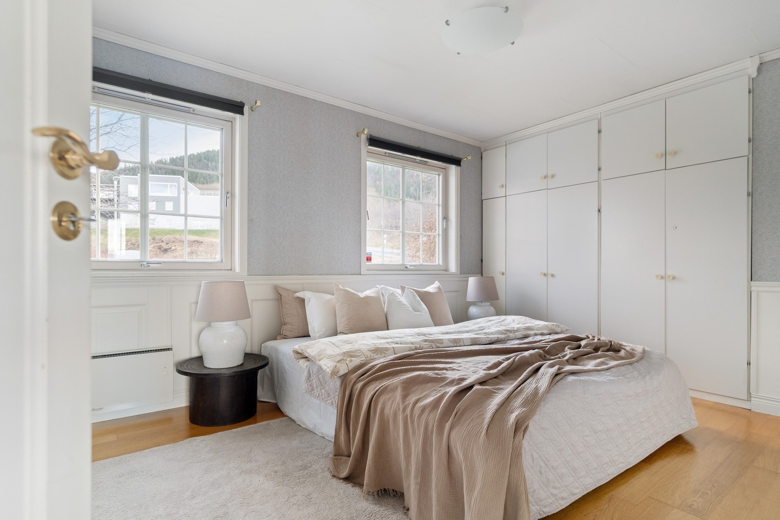 Det er etablert et soverom i 2. etasje. Rommet har direkte tilgang til både bad og vaskerom. Galleribilde