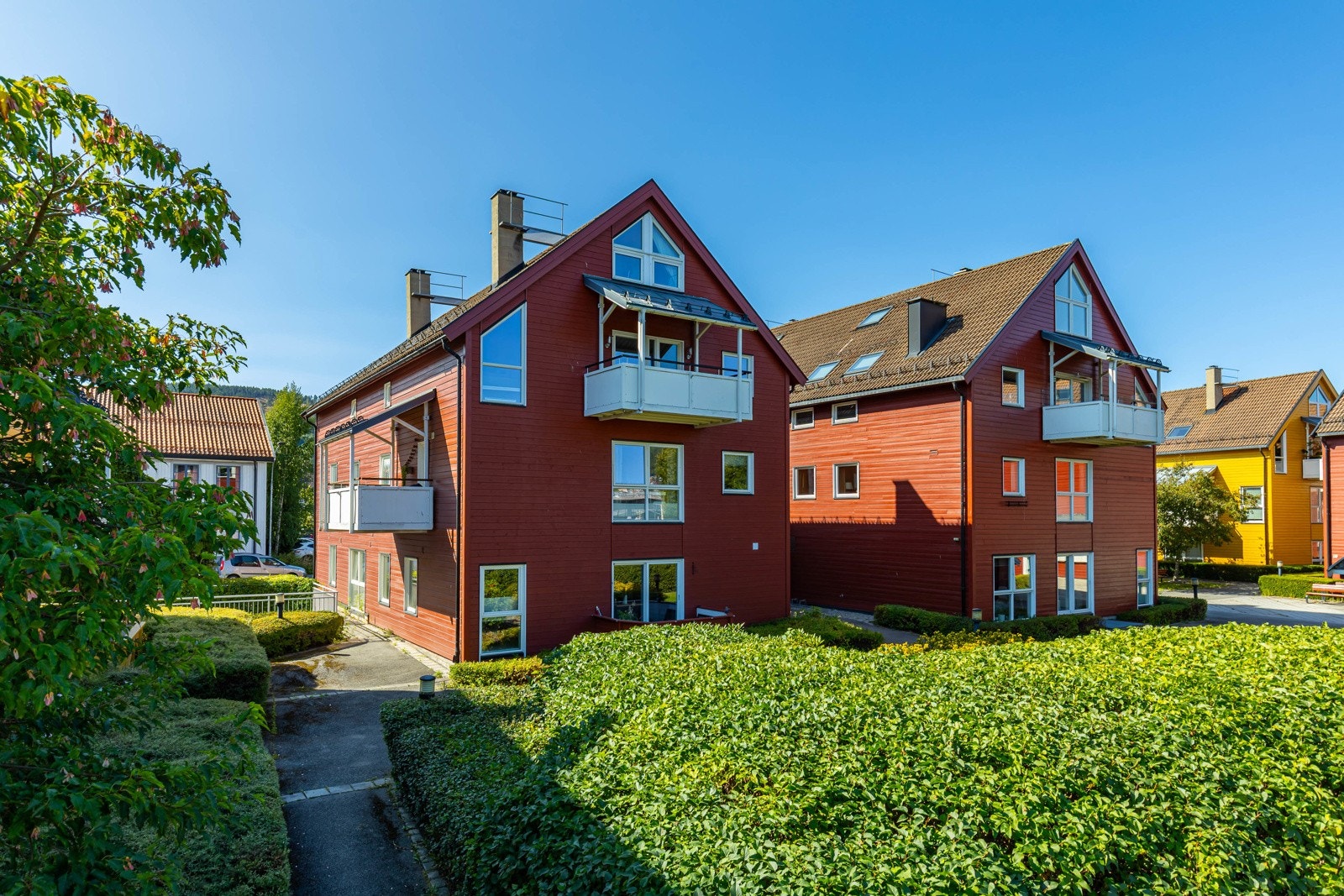 Felleseiendommen er pent opparbeidet. Galleribilde