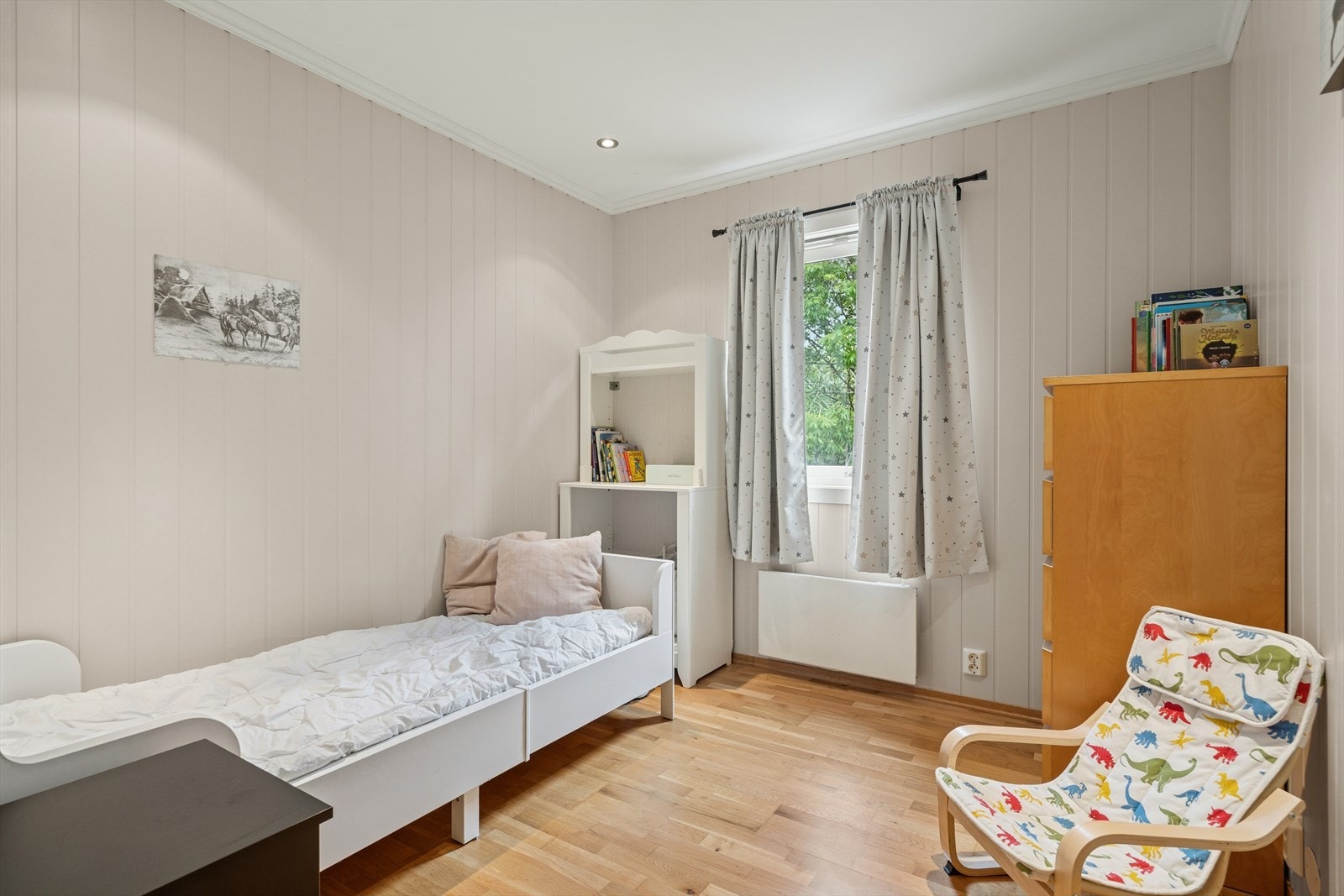 Soverom tre er også av god størrelse med plass til diverse møbler. Galleribilde