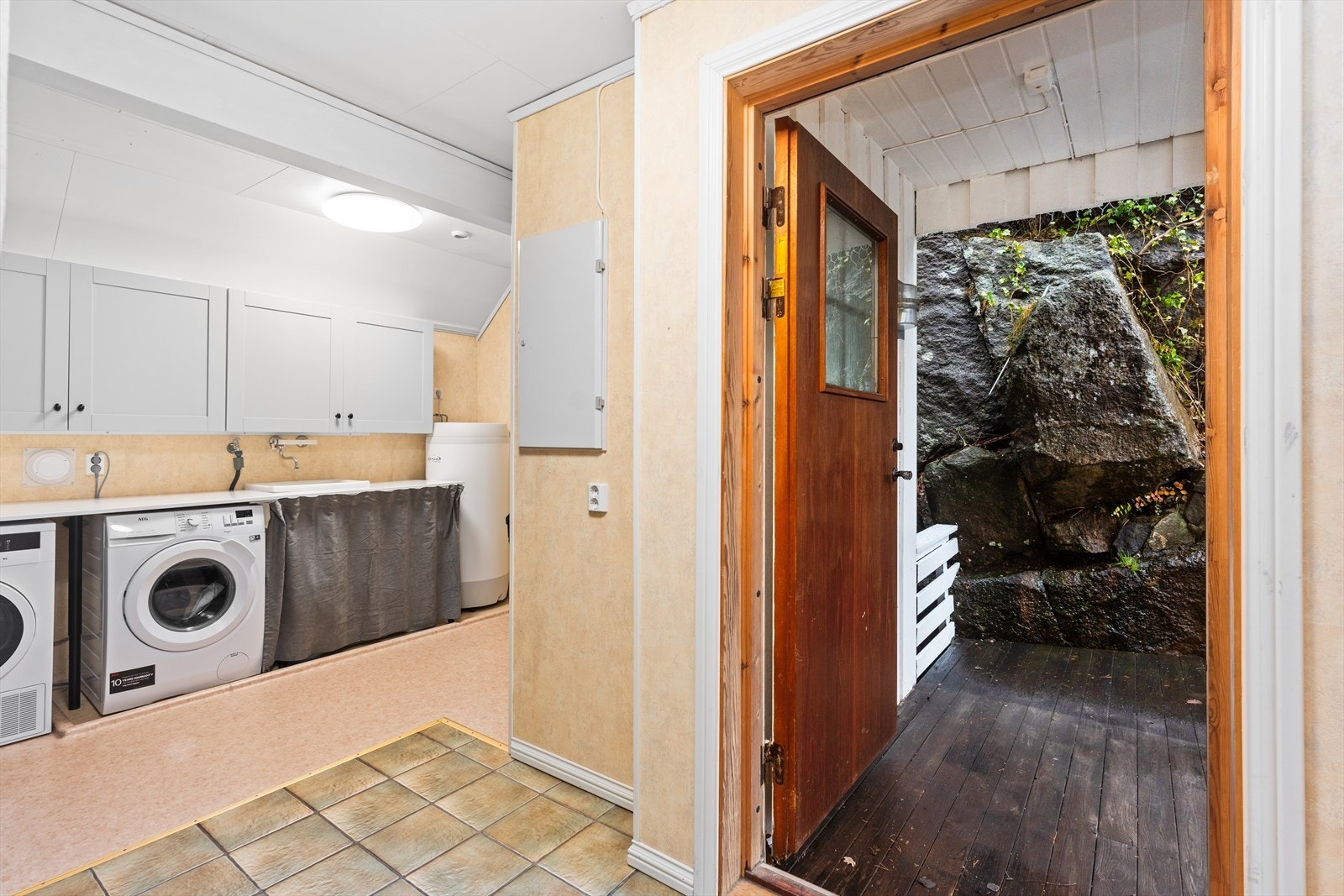 med direkte utgang Galleribilde