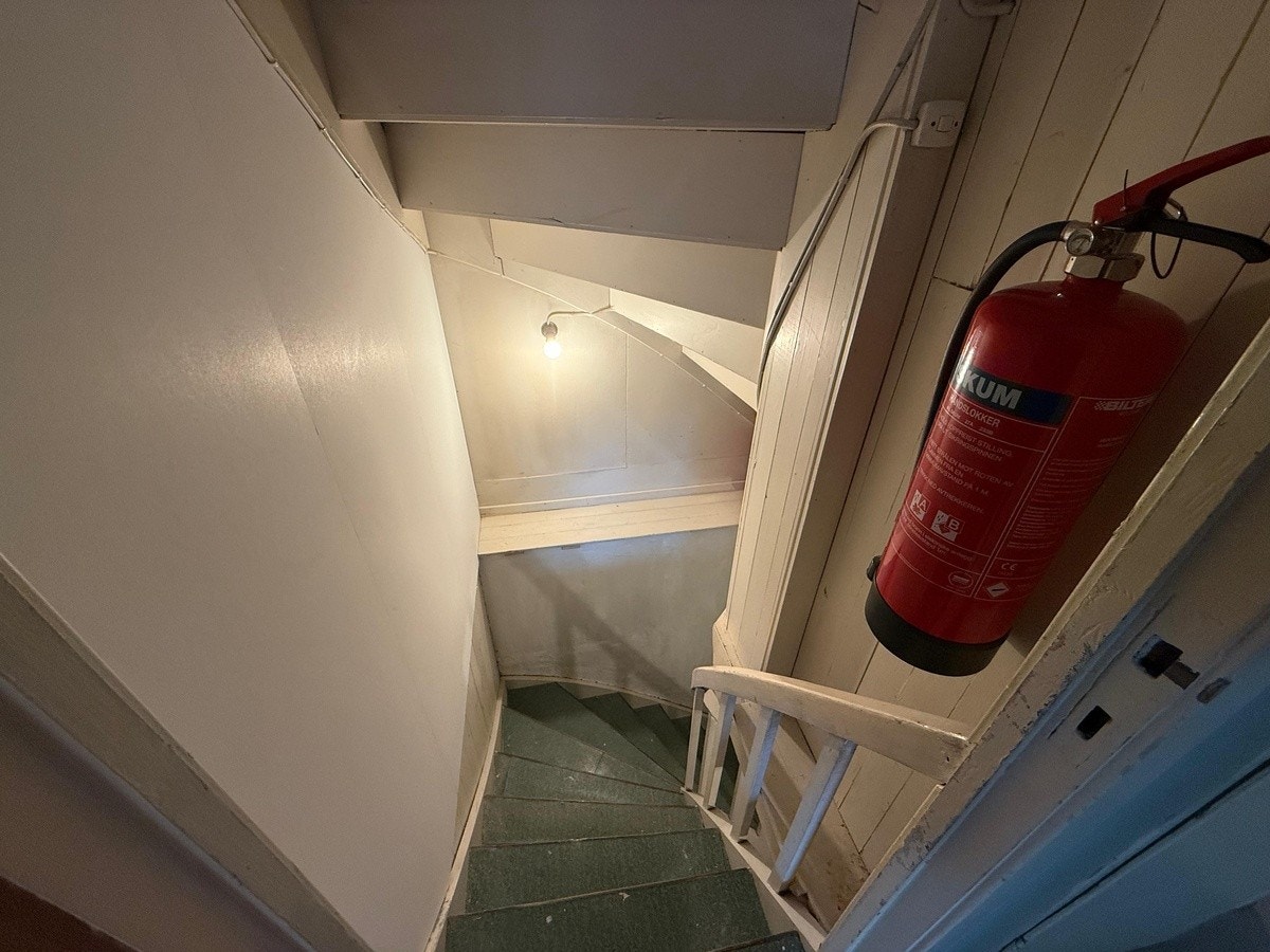 Trapp ned til kjeller Galleribilde