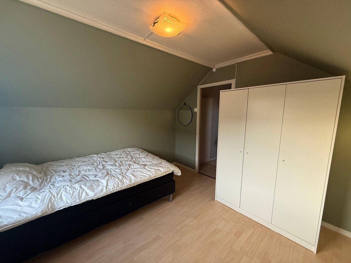 Begge rommene i 2.etg har egen brannstige Galleribilde