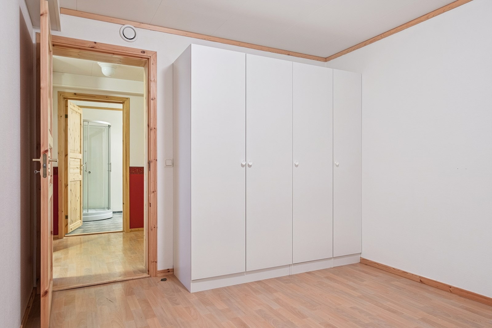 Soverom 2 er på 8 kvm. Galleribilde