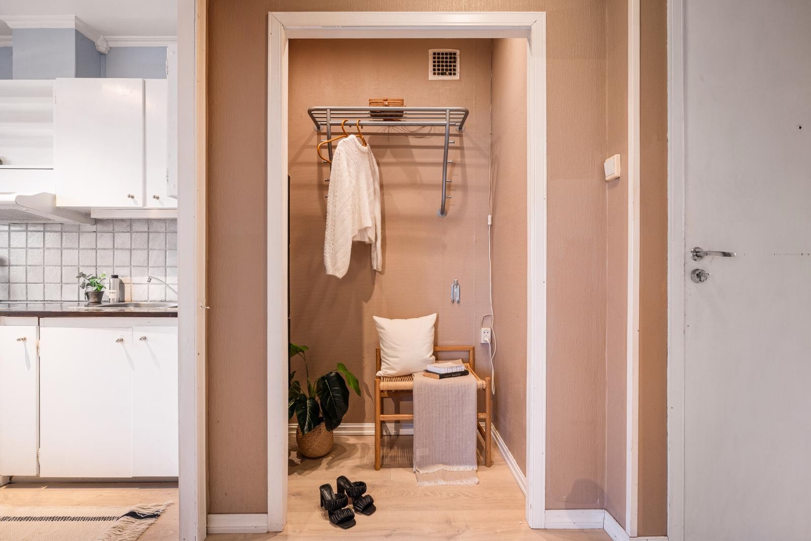 Fra den innebygde garderoben. Galleribilde